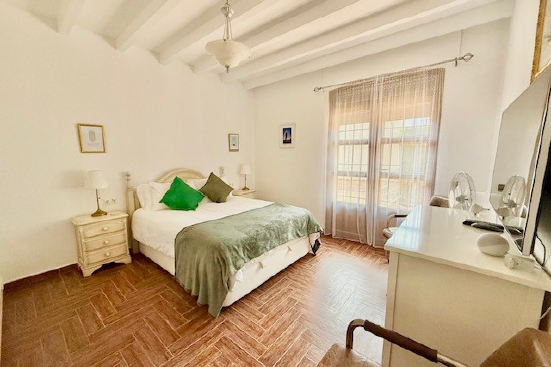 Resale - Villa -
Avileses - Inland