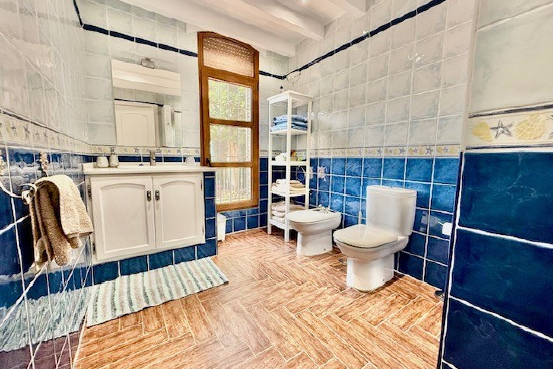 Resale - Villa -
Avileses - Inland