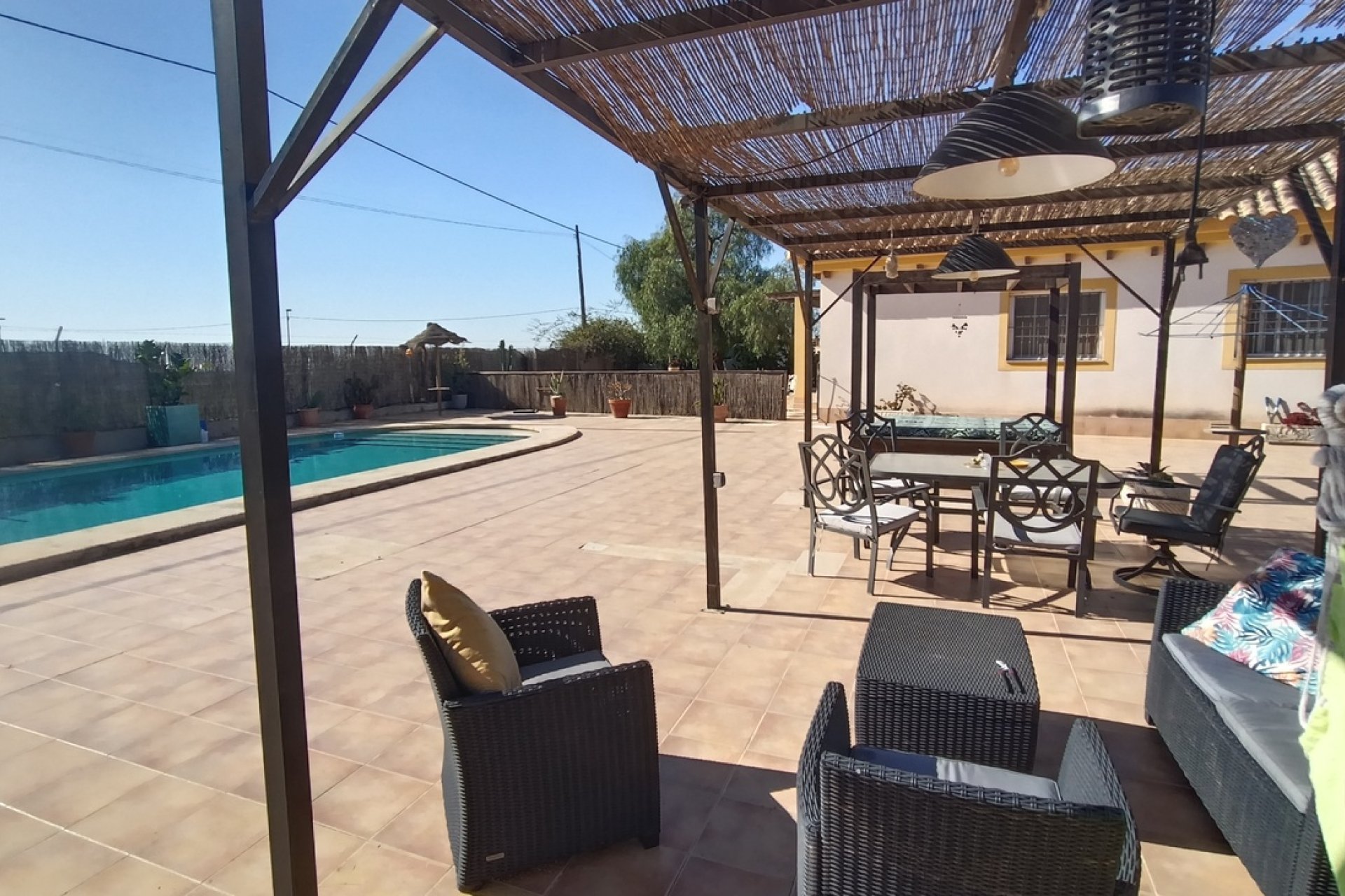 Resale - Villa -
Avileses - Inland