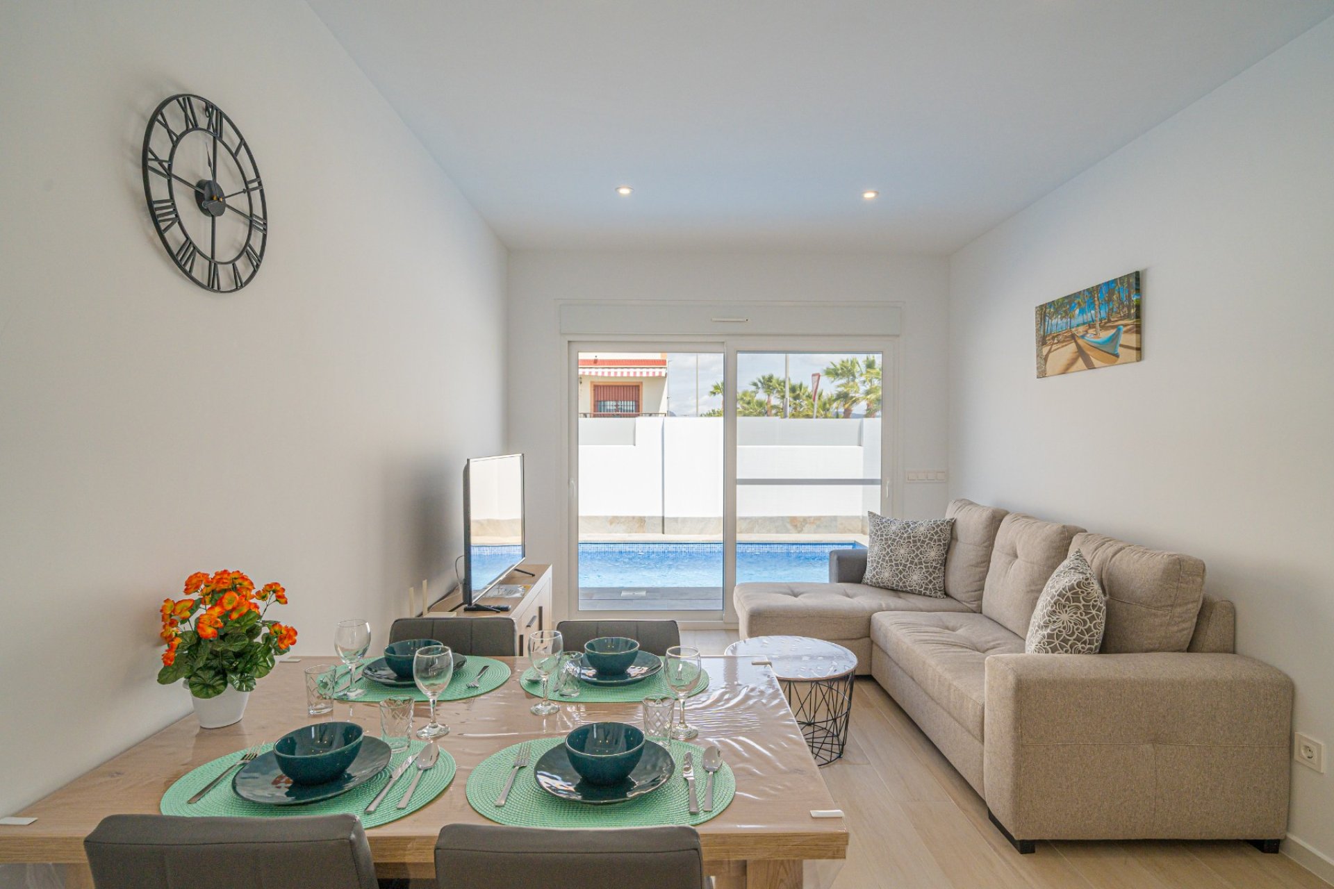 Resale - Villa -
Avileses - Inland