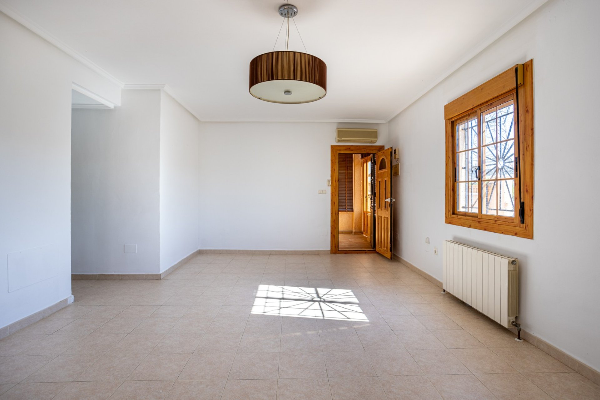 Resale - Villa -
Benijofar - Costa Blanca