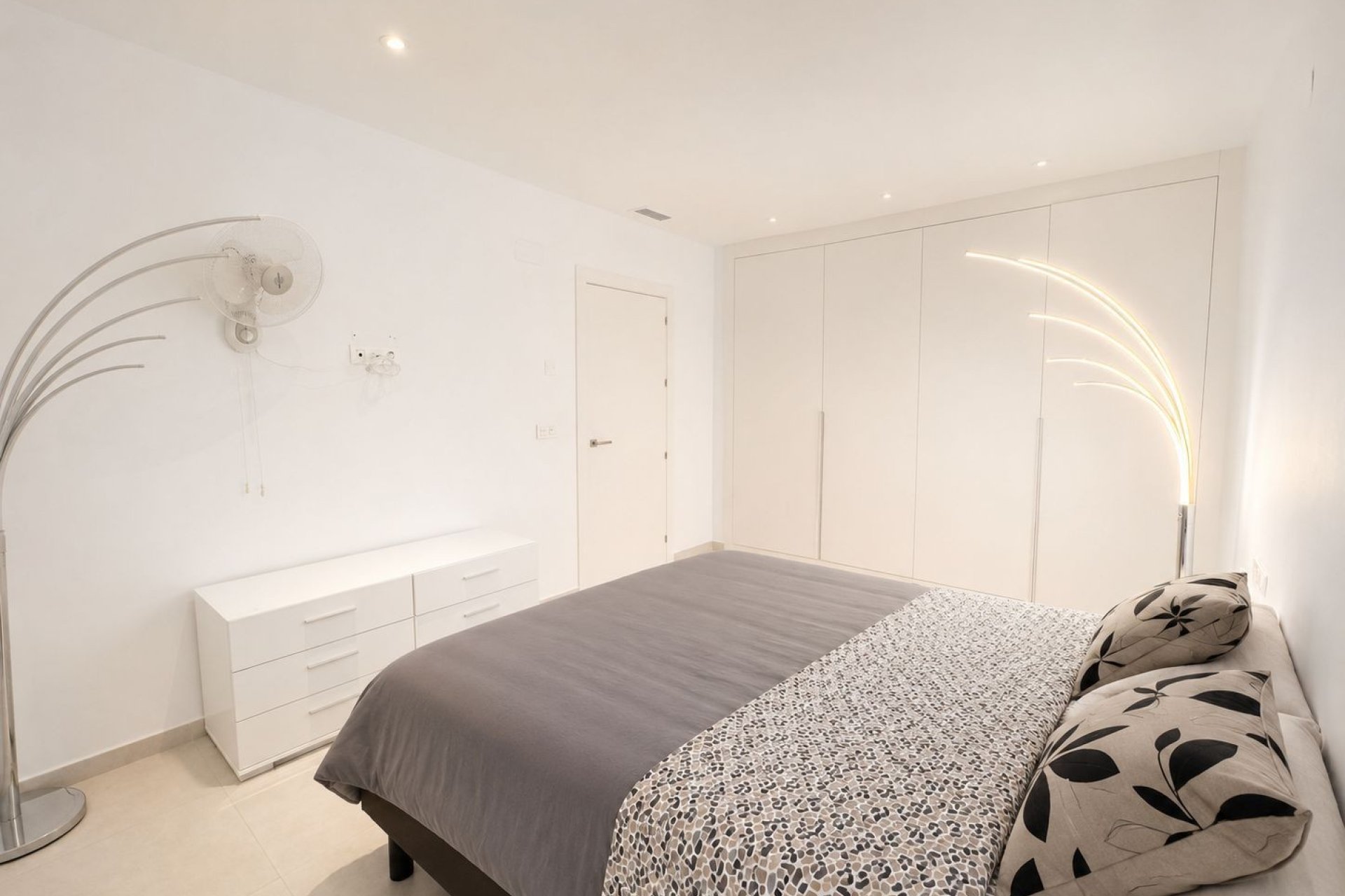 Resale - Villa -
Benijofar - Costa Blanca
