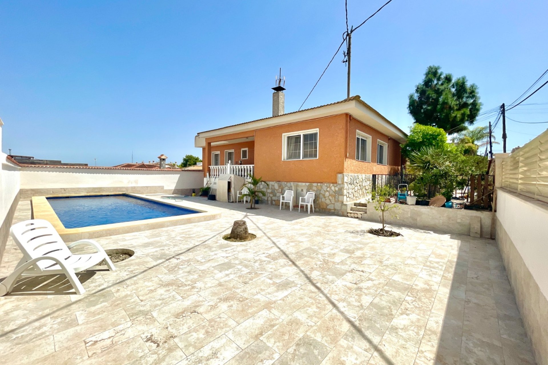 Resale - Villa -
Benijofar - Costa Blanca