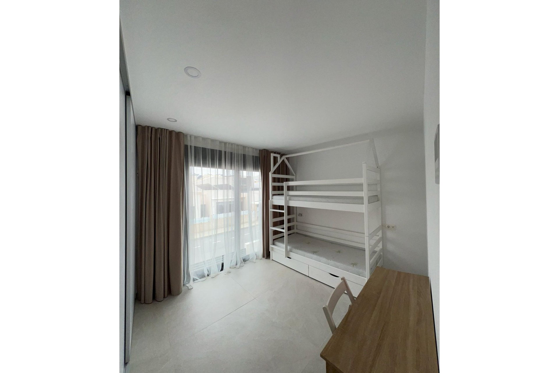 Resale - Villa -
Benijofar