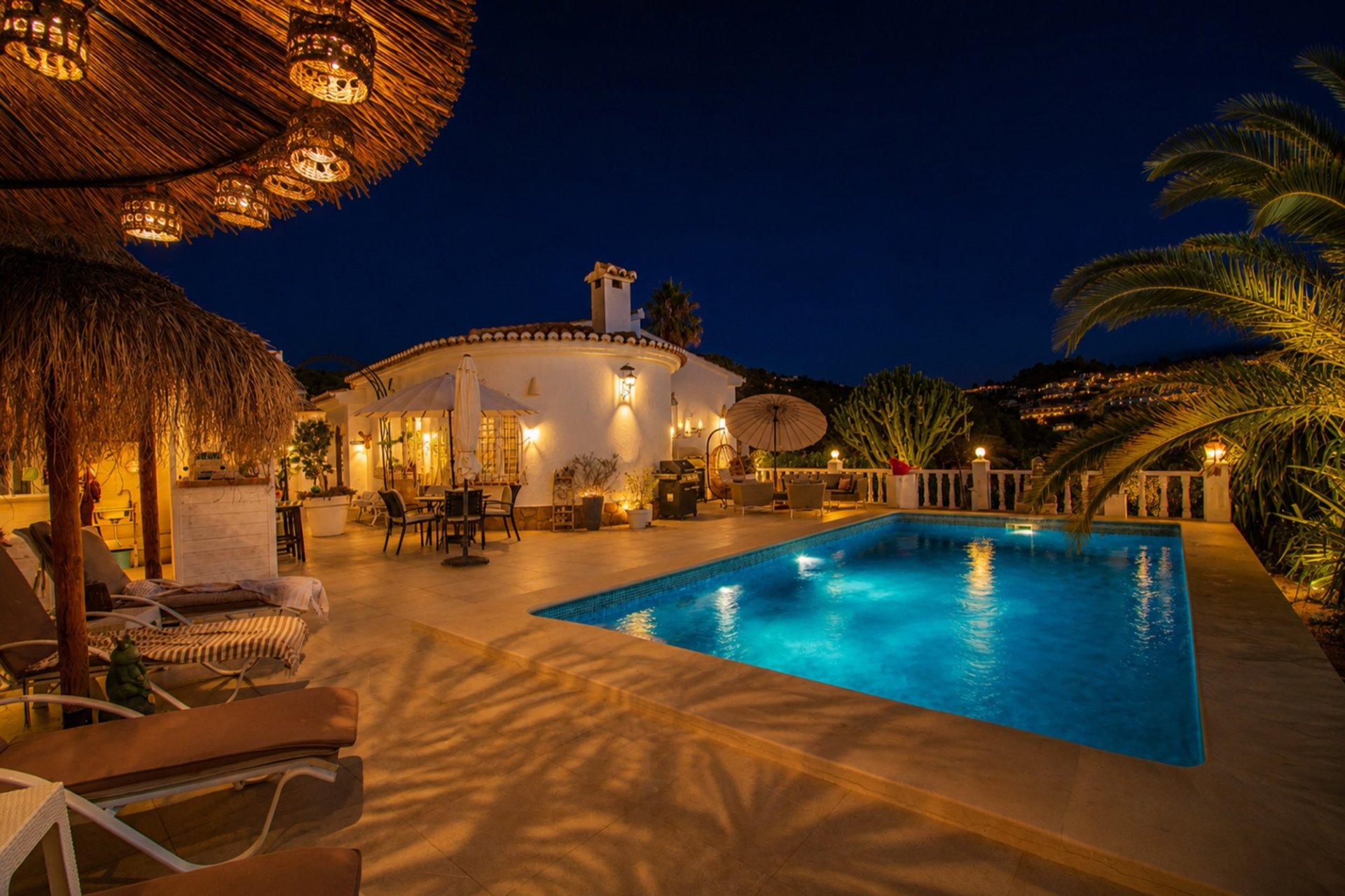 Resale - Villa -
Benissa - Costa Blanca