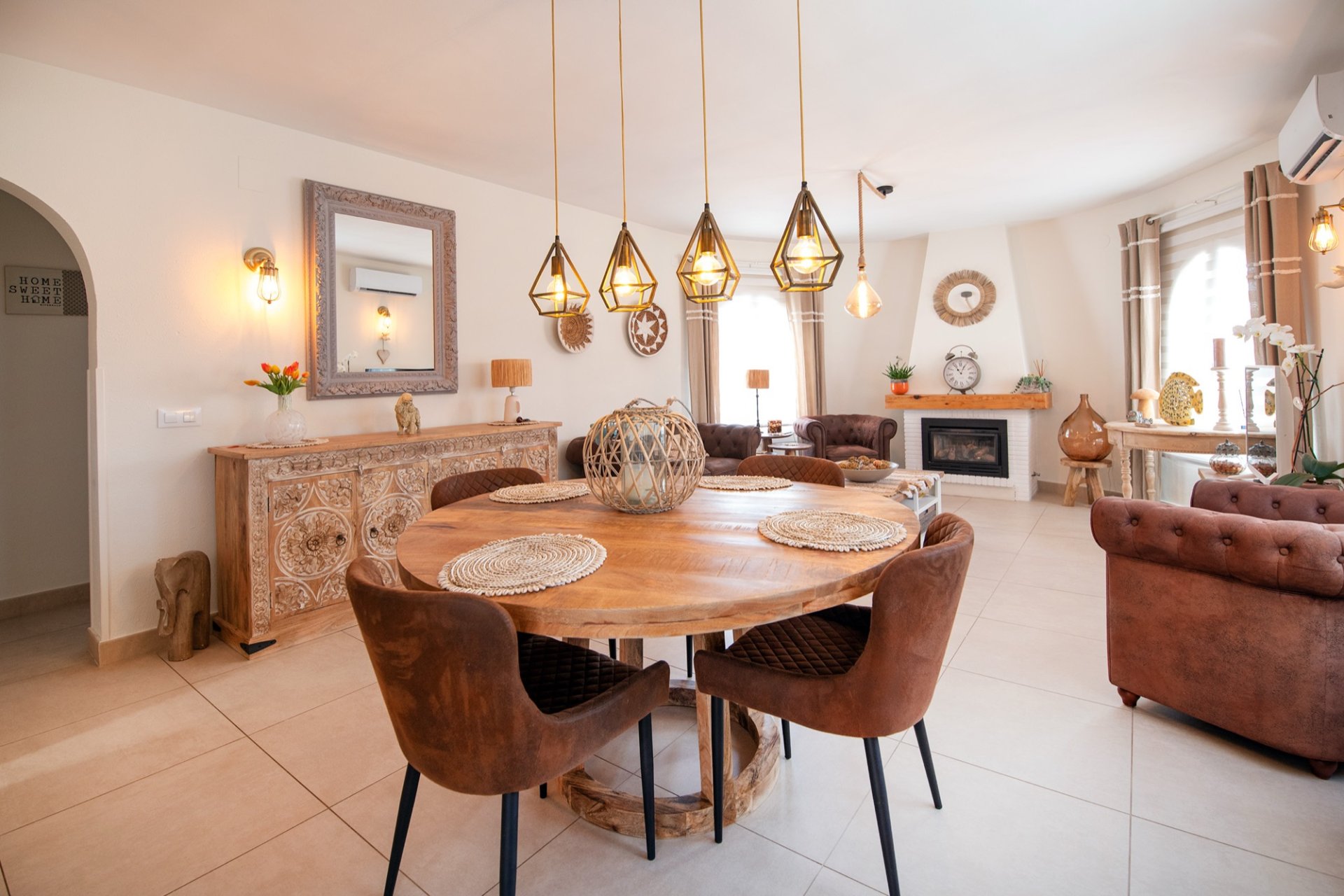 Resale - Villa -
Benissa - Costa Blanca