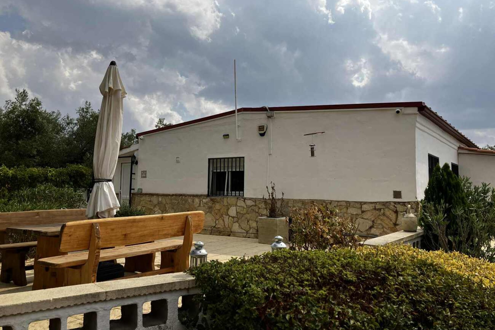 Resale - Villa -
Biar - Costa Blanca