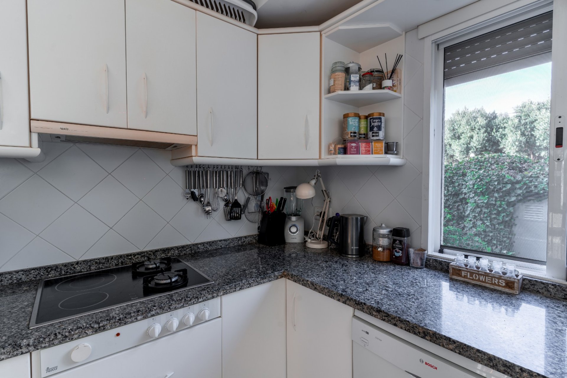 Resale - Villa -
Busot - Costa Blanca