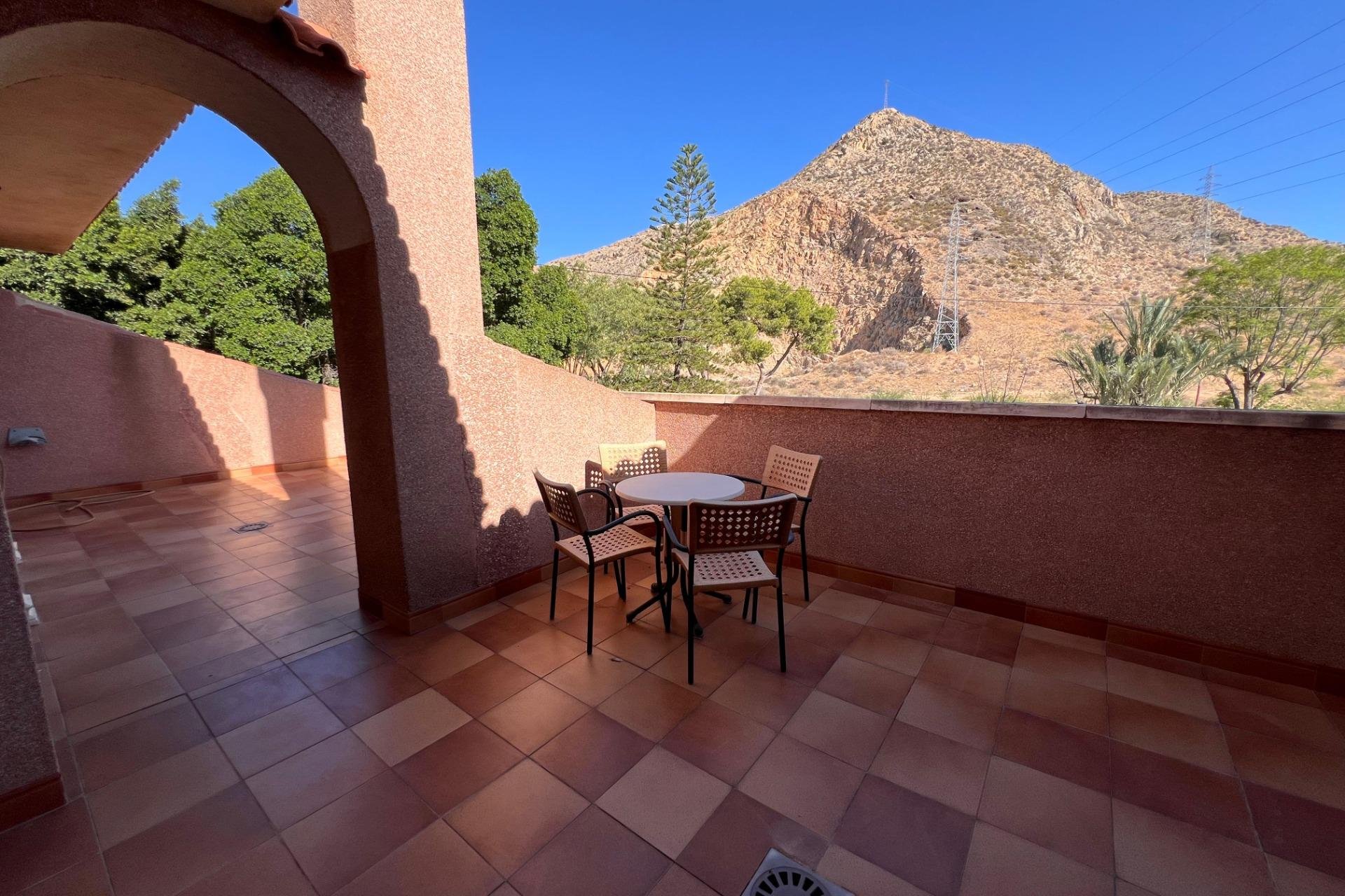 Resale - Villa -
Callosa de Segura - Callosa De Segura