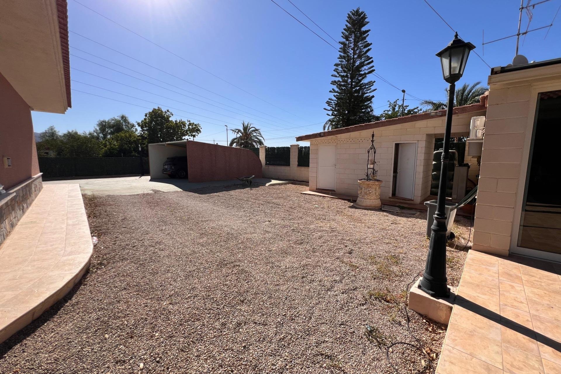 Resale - Villa -
Callosa de Segura - Callosa De Segura