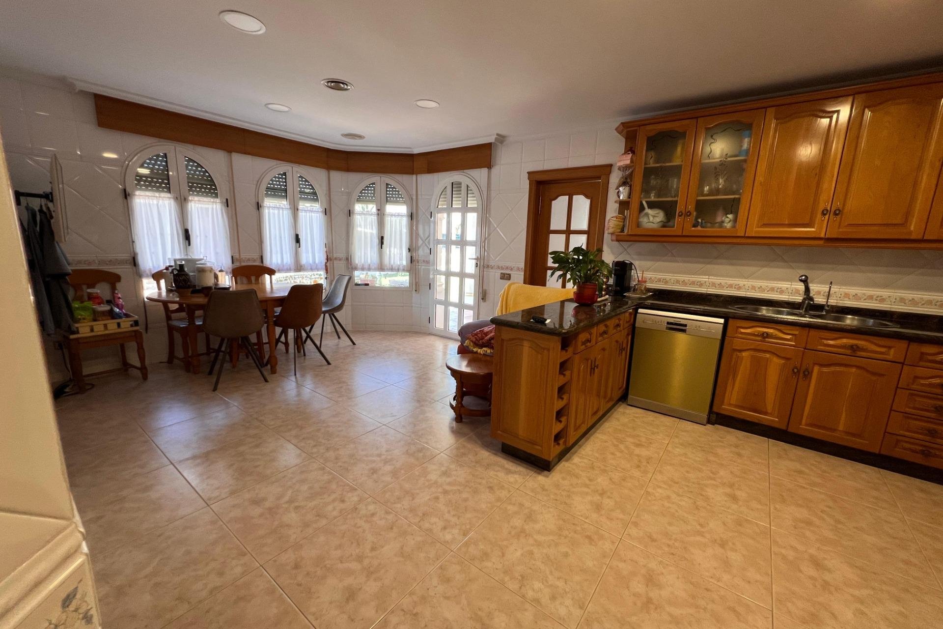 Resale - Villa -
Callosa de Segura - Callosa De Segura