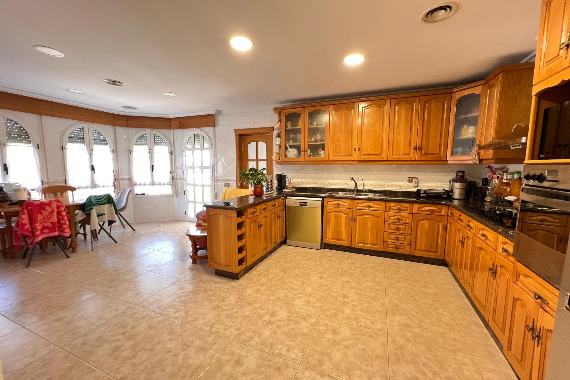 Resale - Villa -
Callosa de Segura - Callosa De Segura