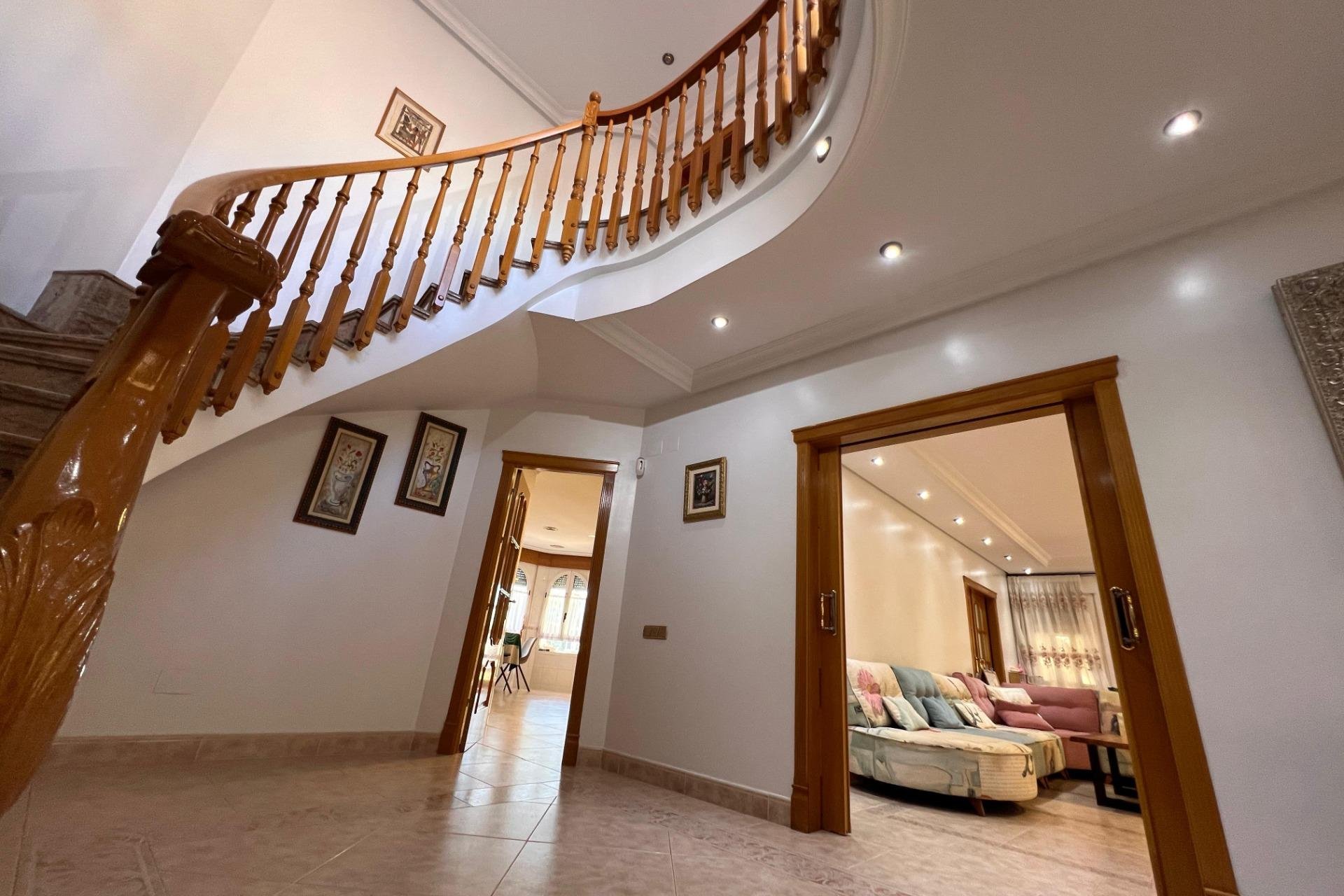 Resale - Villa -
Callosa de Segura - Callosa De Segura