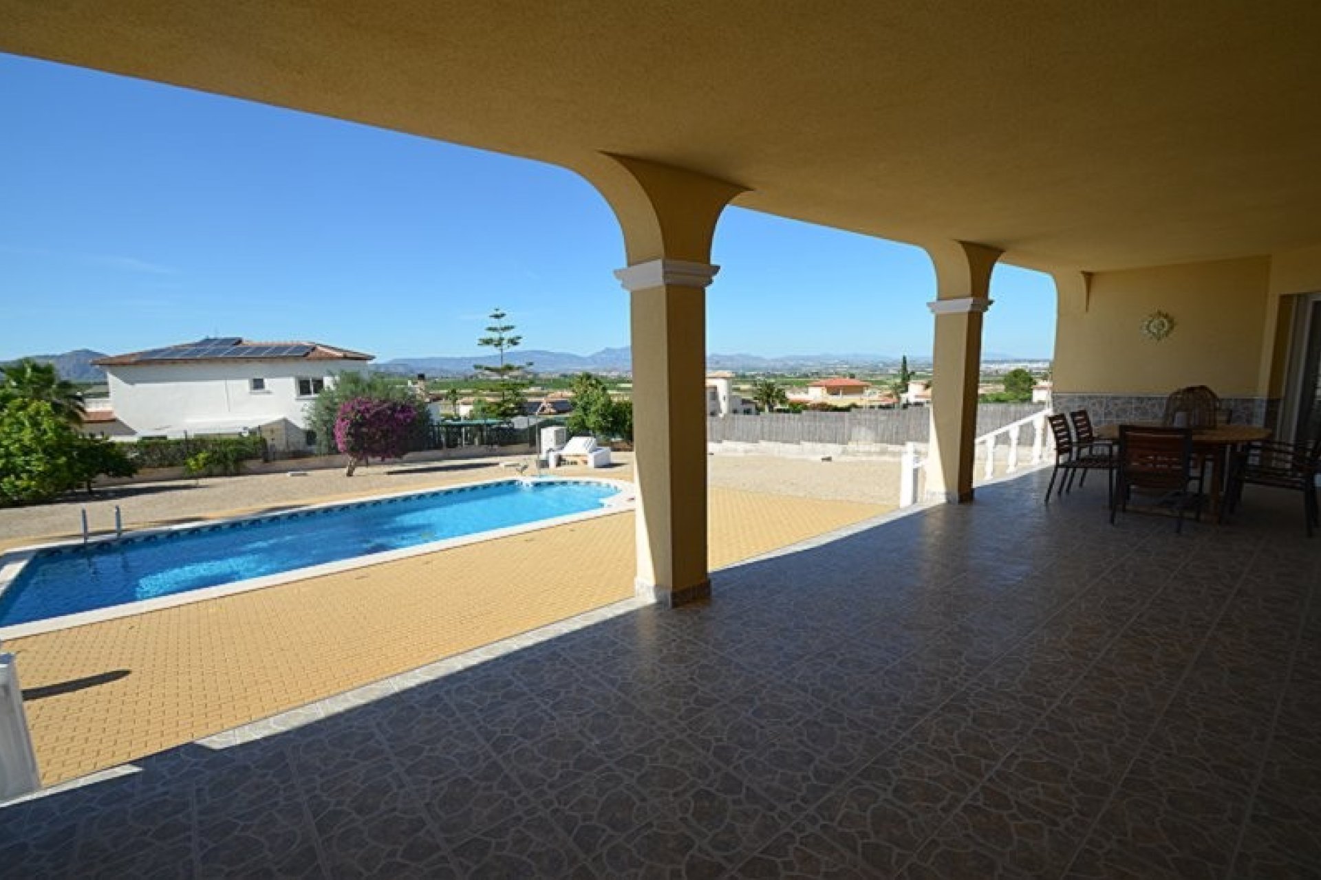 Resale - Villa -
Campos del Río - Inland