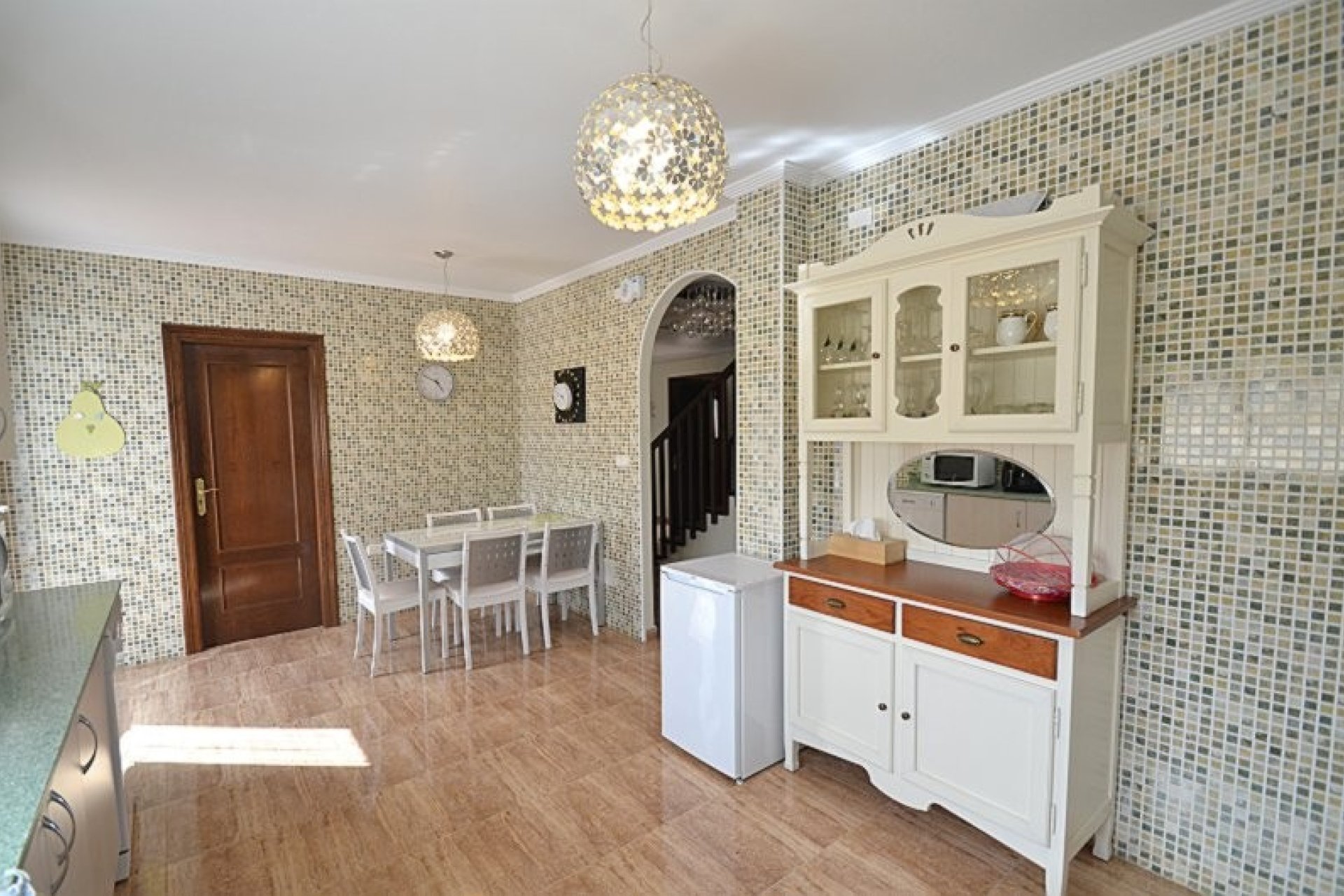 Resale - Villa -
Campos del Río - Inland