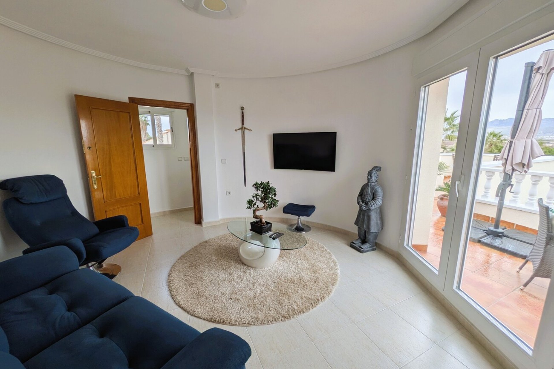 Resale - Villa -
Campos del Río