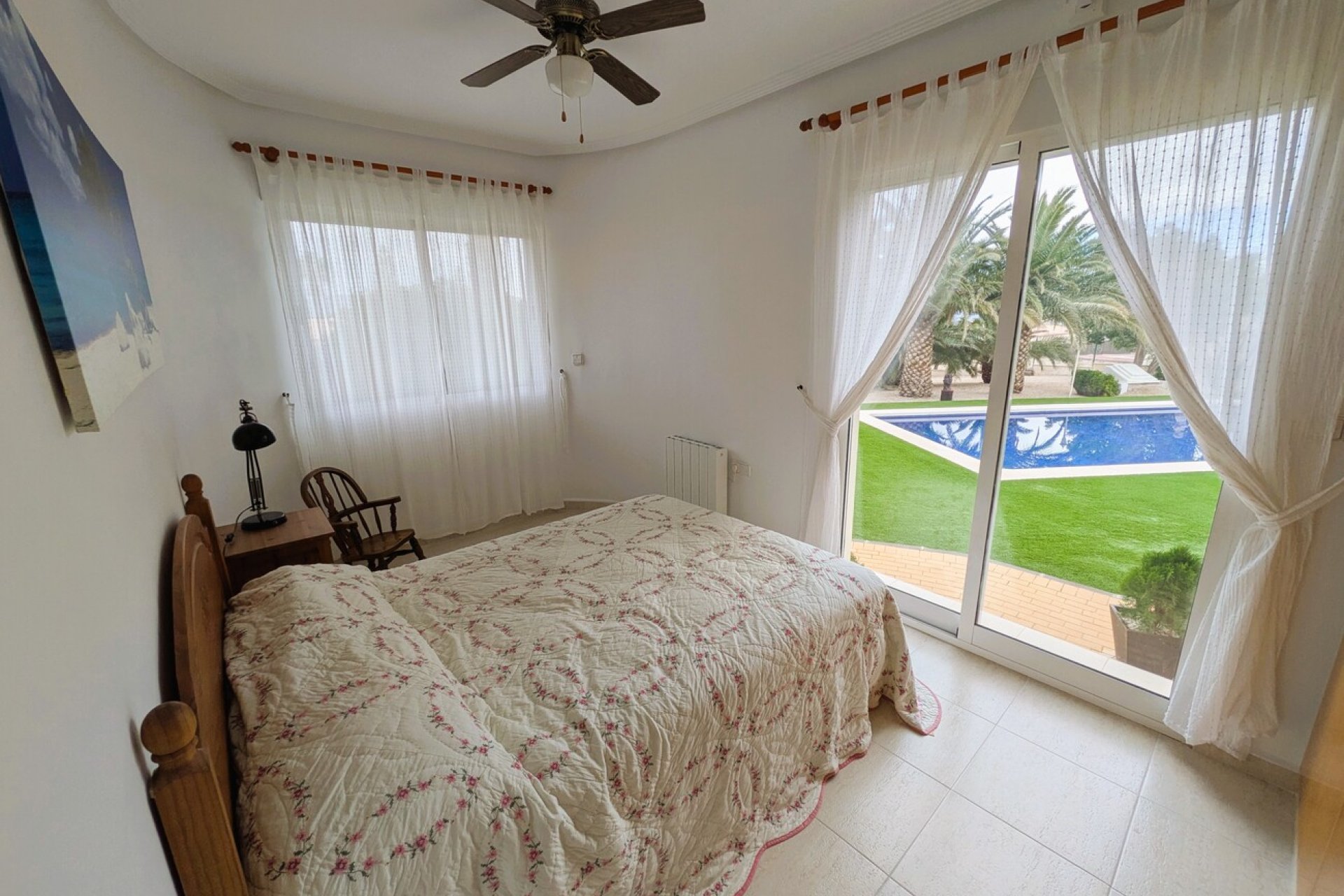 Resale - Villa -
Campos del Río