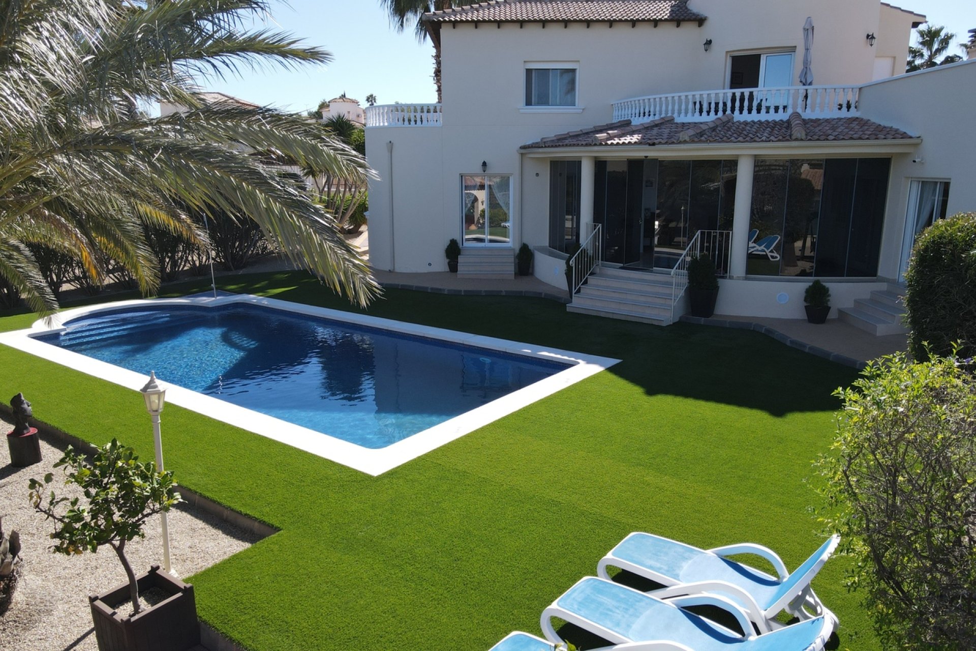 Resale - Villa -
Campos del Río