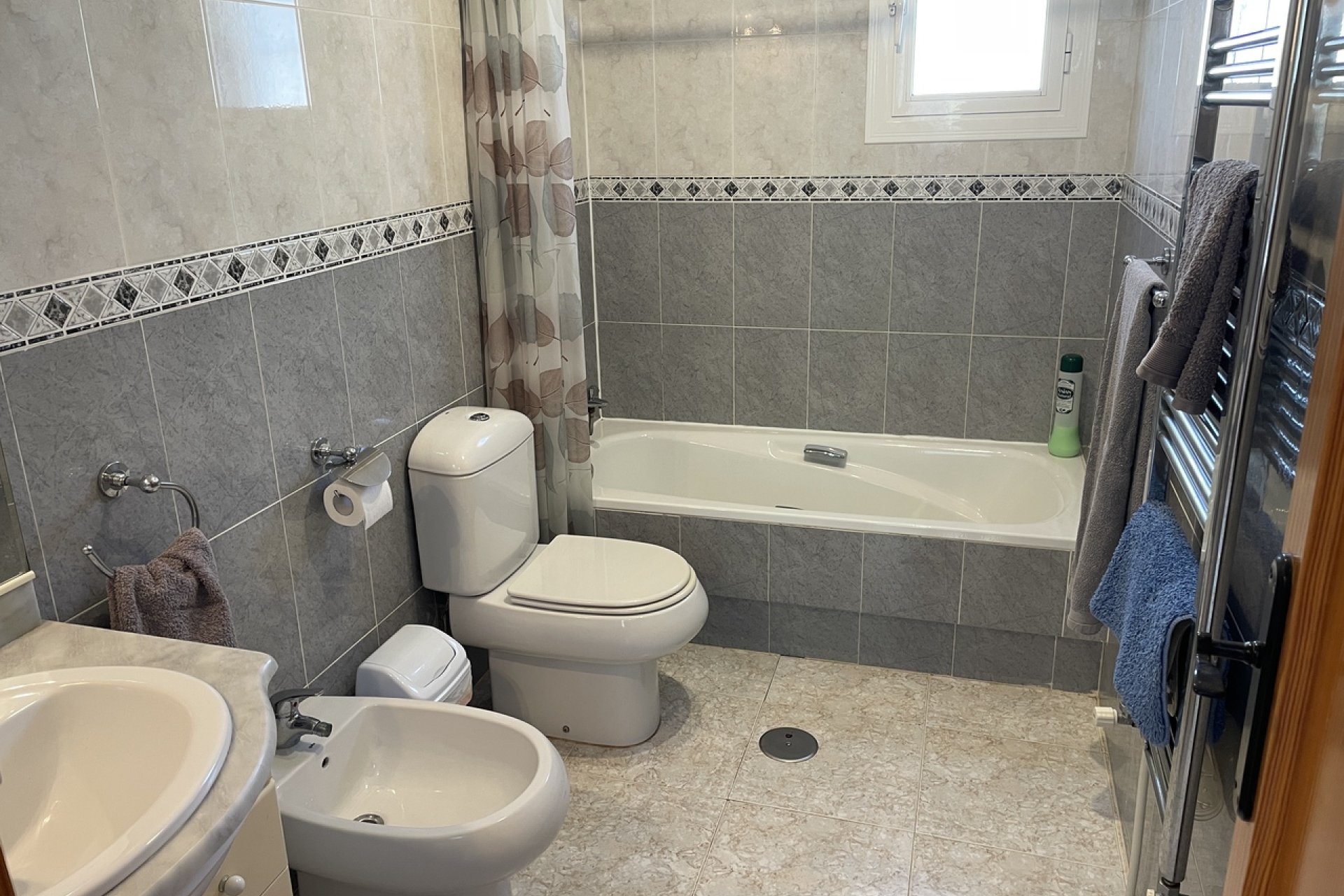 Resale - Villa -
Camposol - Inland