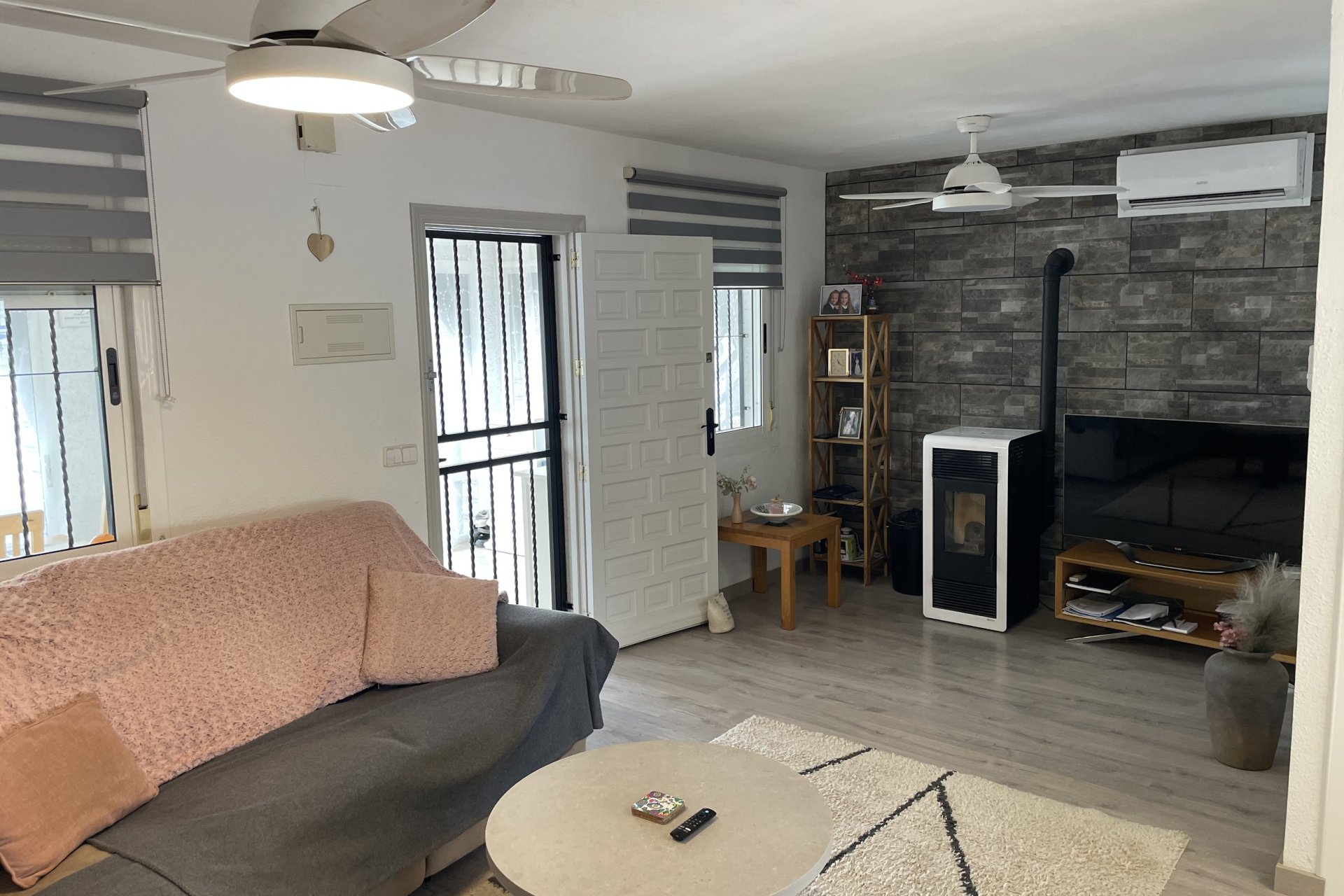 Resale - Villa -
Camposol - Inland