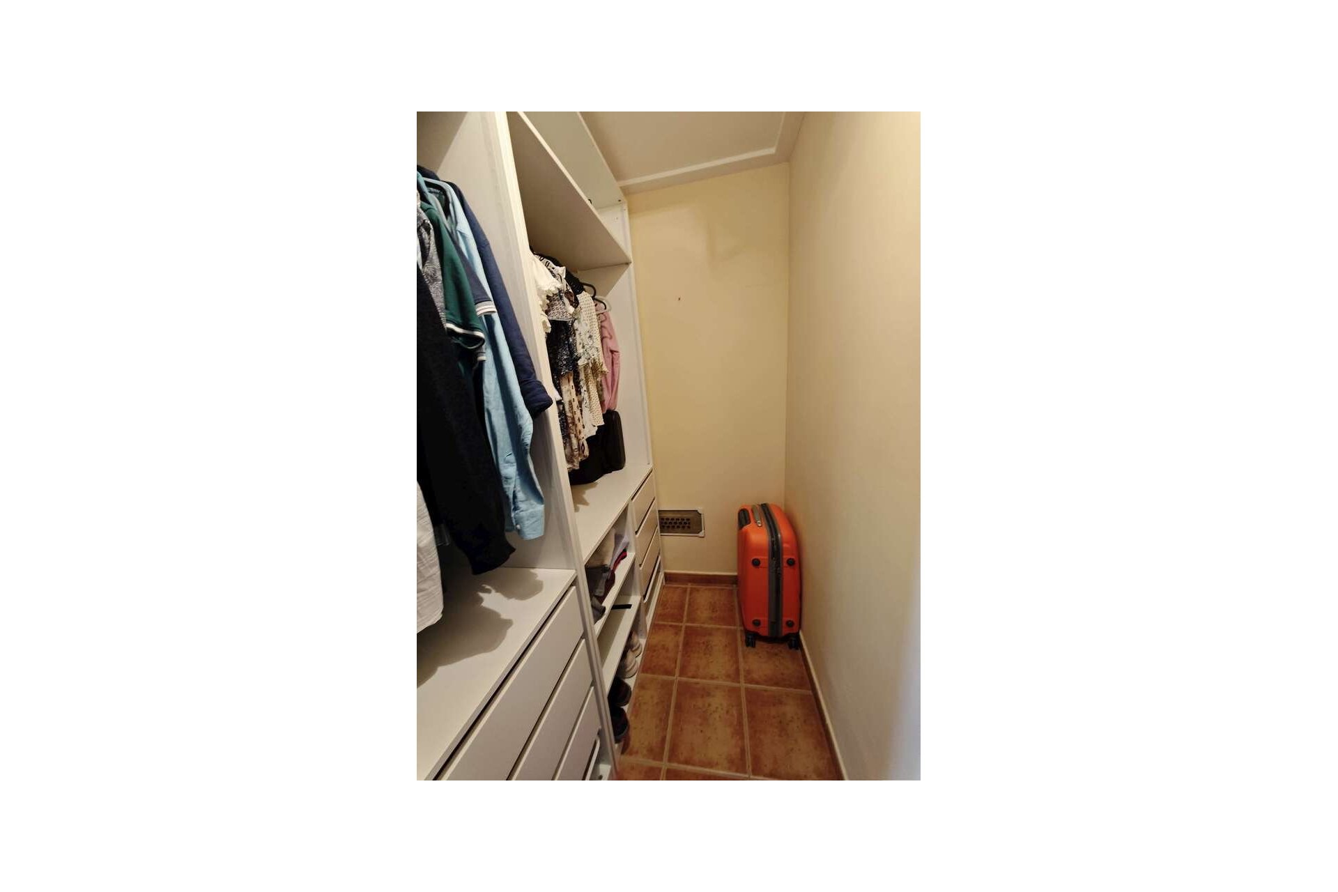 Resale - Villa -
Canada del Trigo - Inland