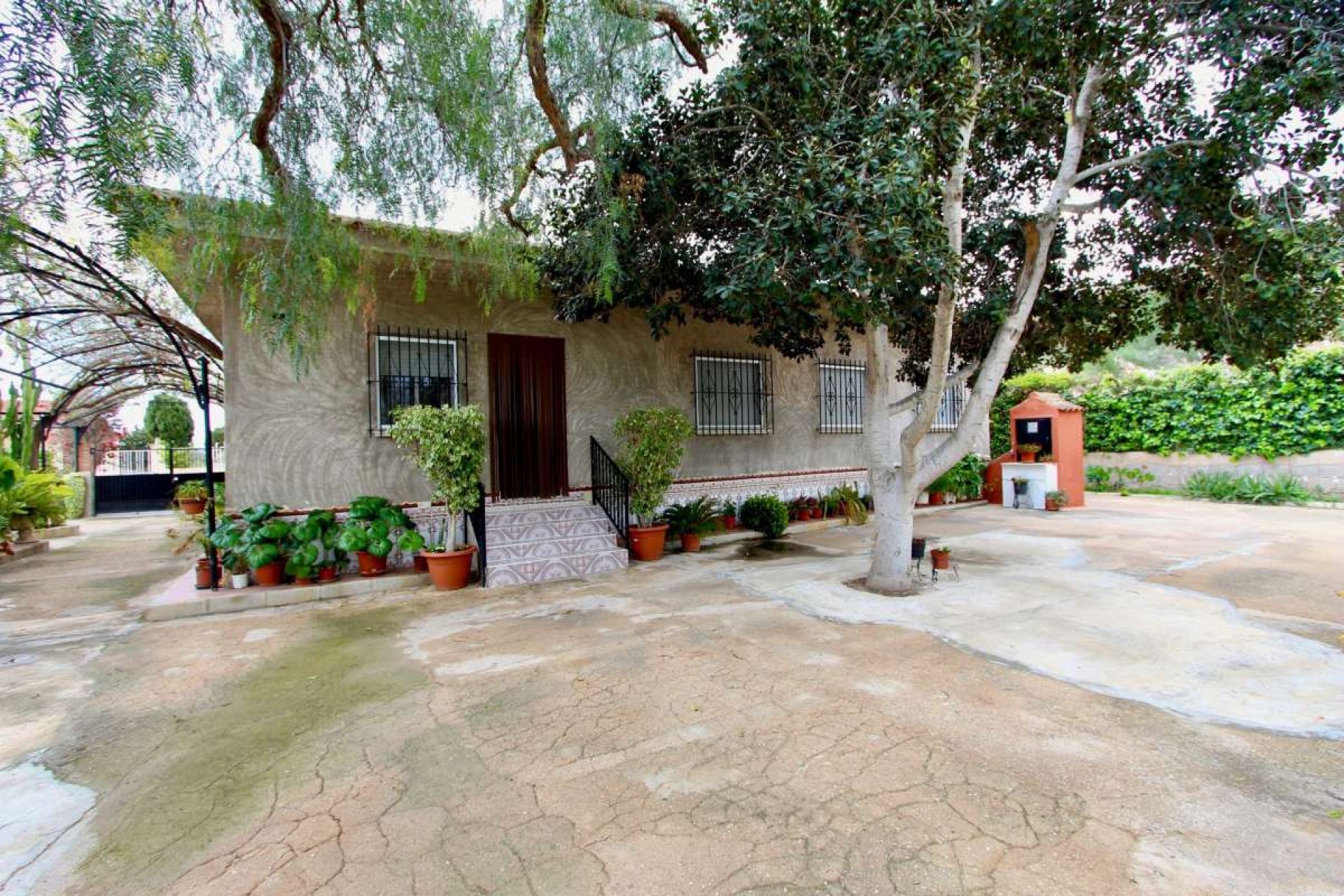 Resale - Villa -
Canadas De San Pedro - Inland