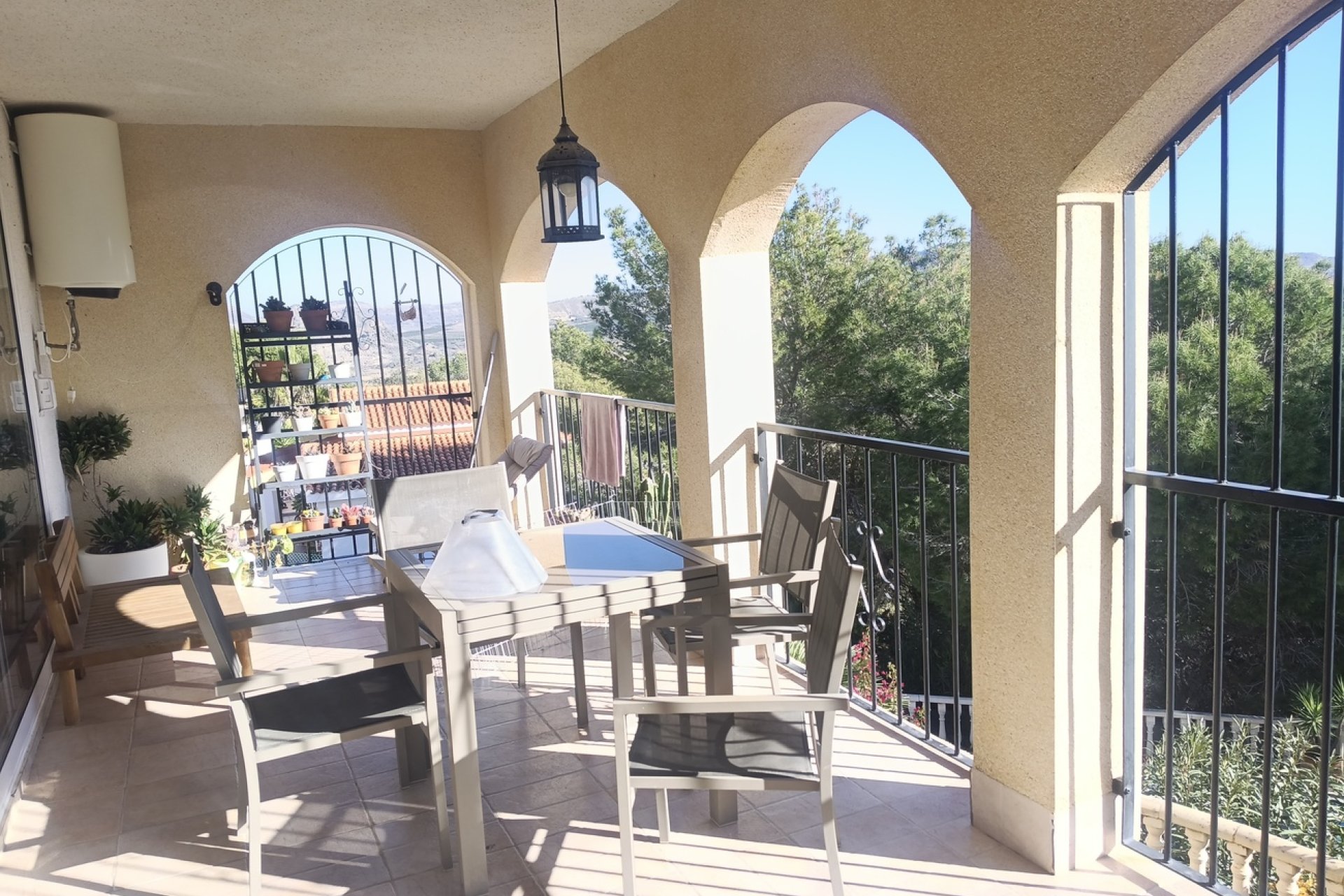 Resale - Villa -
Canadas De San Pedro - Inland