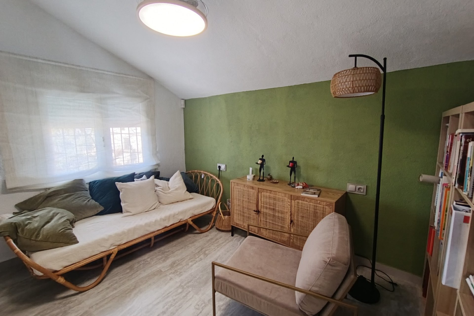 Resale - Villa -
Canadas De San Pedro - Inland