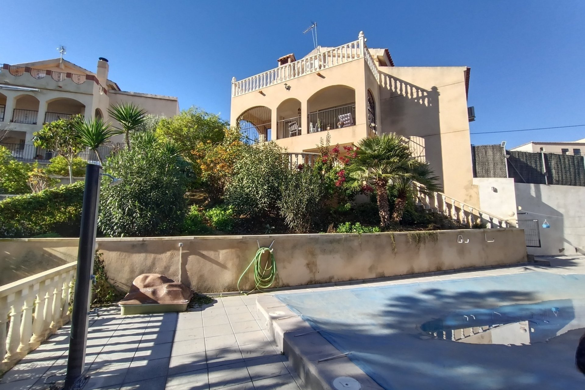 Resale - Villa -
Canadas De San Pedro - Inland