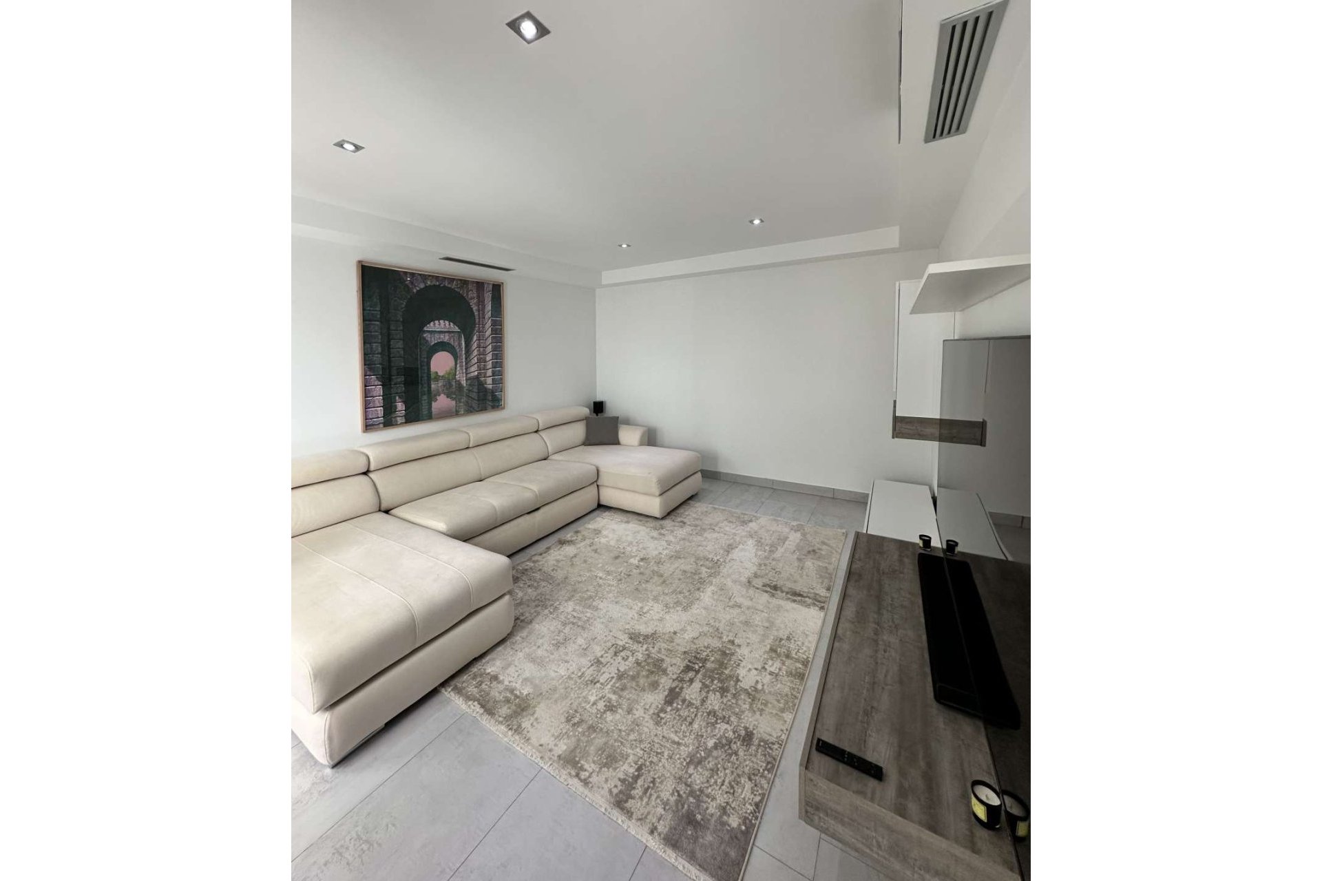 Resale - Villa -
Cansalades - Costa Blanca