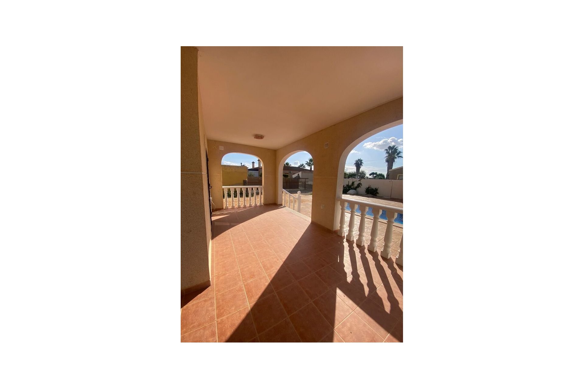 Resale - Villa -
Catral - Costa Blanca