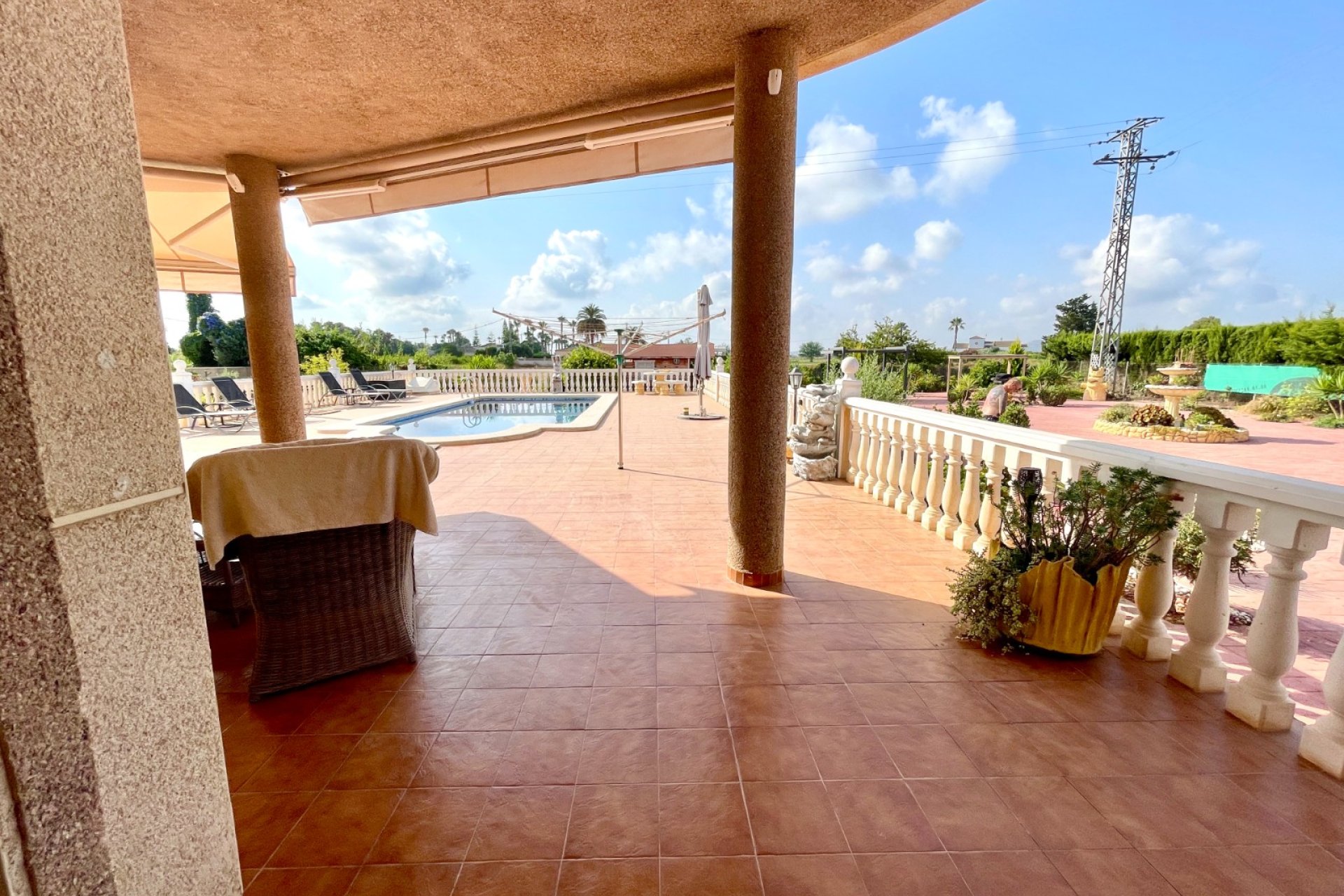 Resale - Villa -
Catral - Costa Blanca