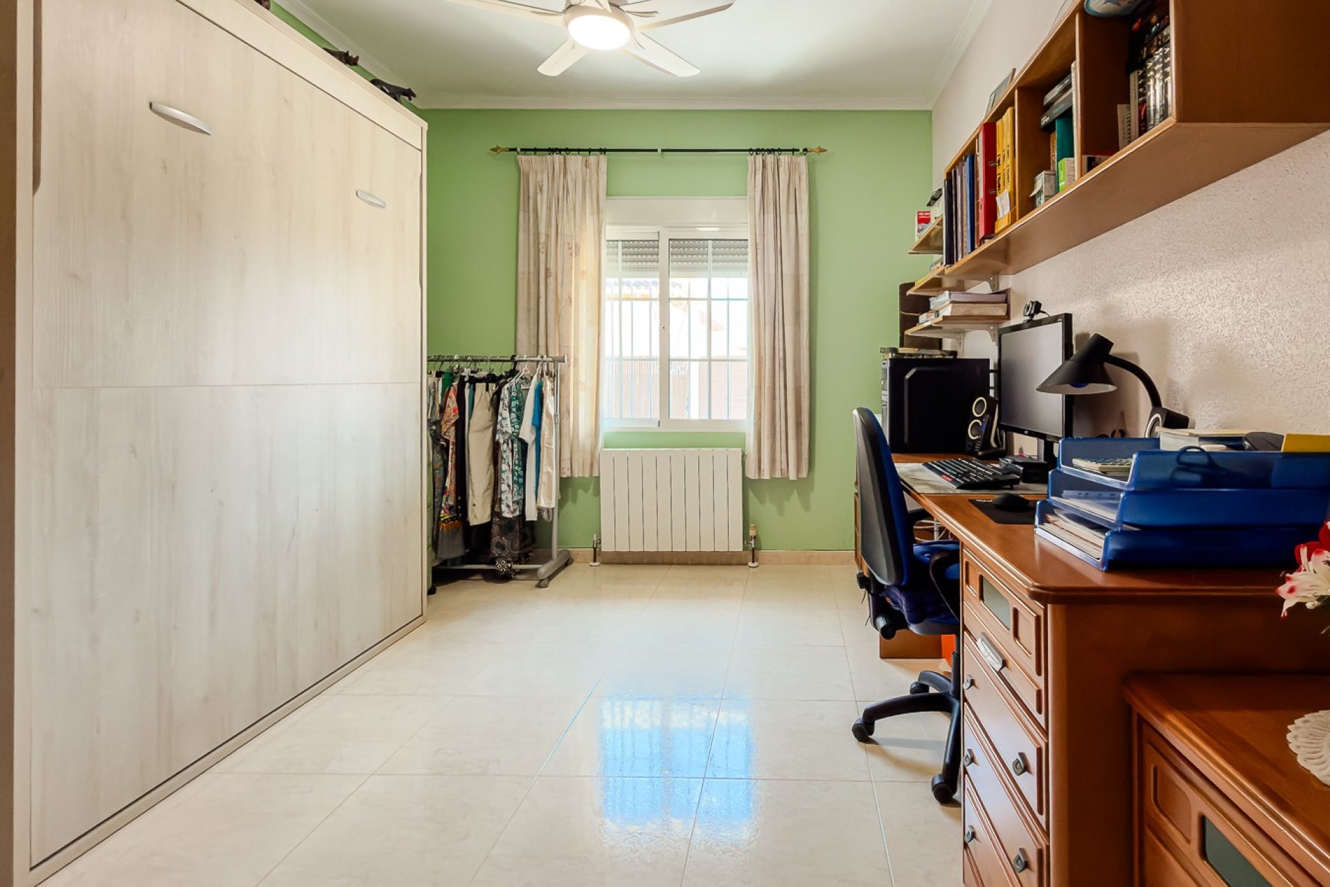 Resale - Villa -
Catral - Costa Blanca