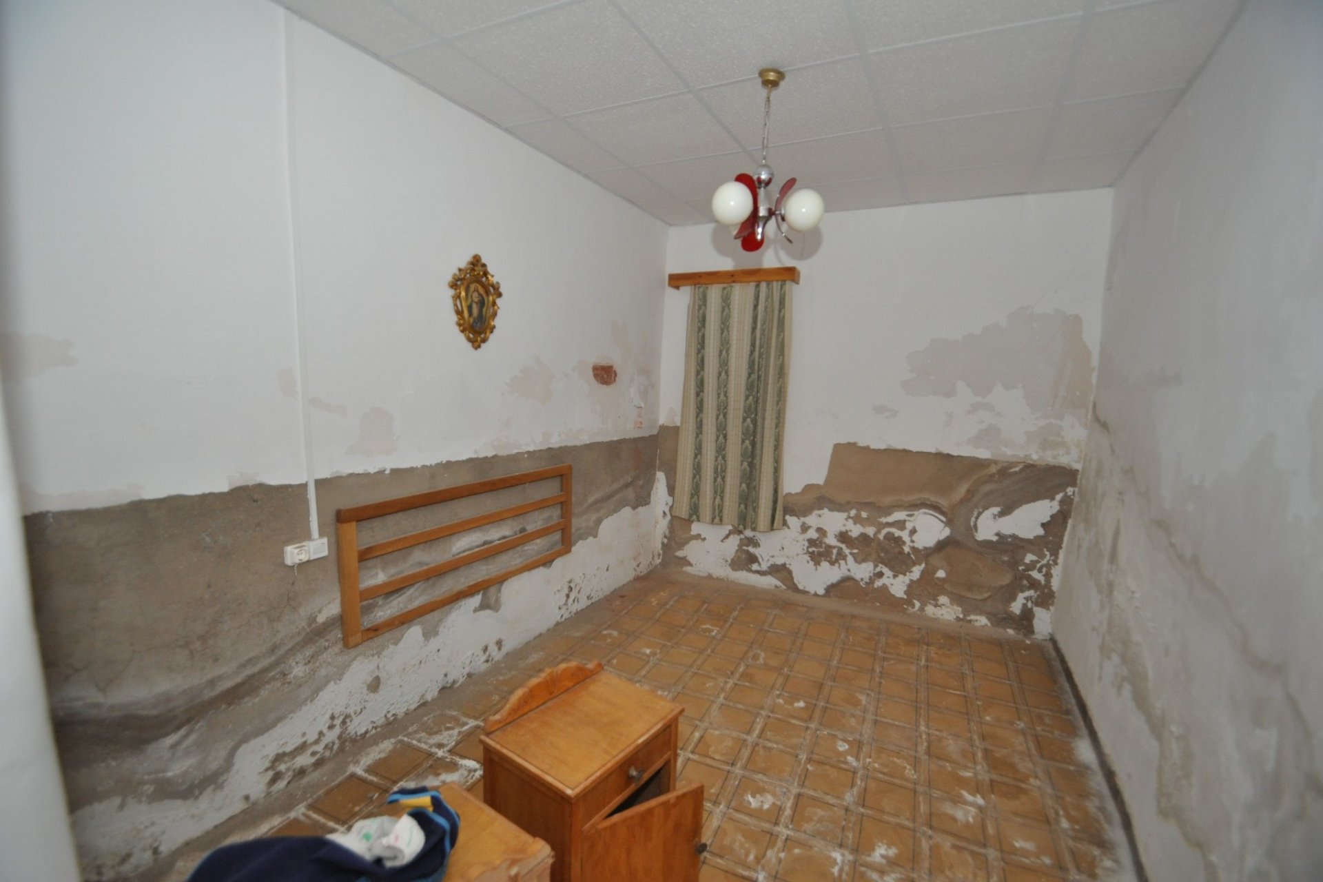 Resale - Villa -
Chinorlet - Inland