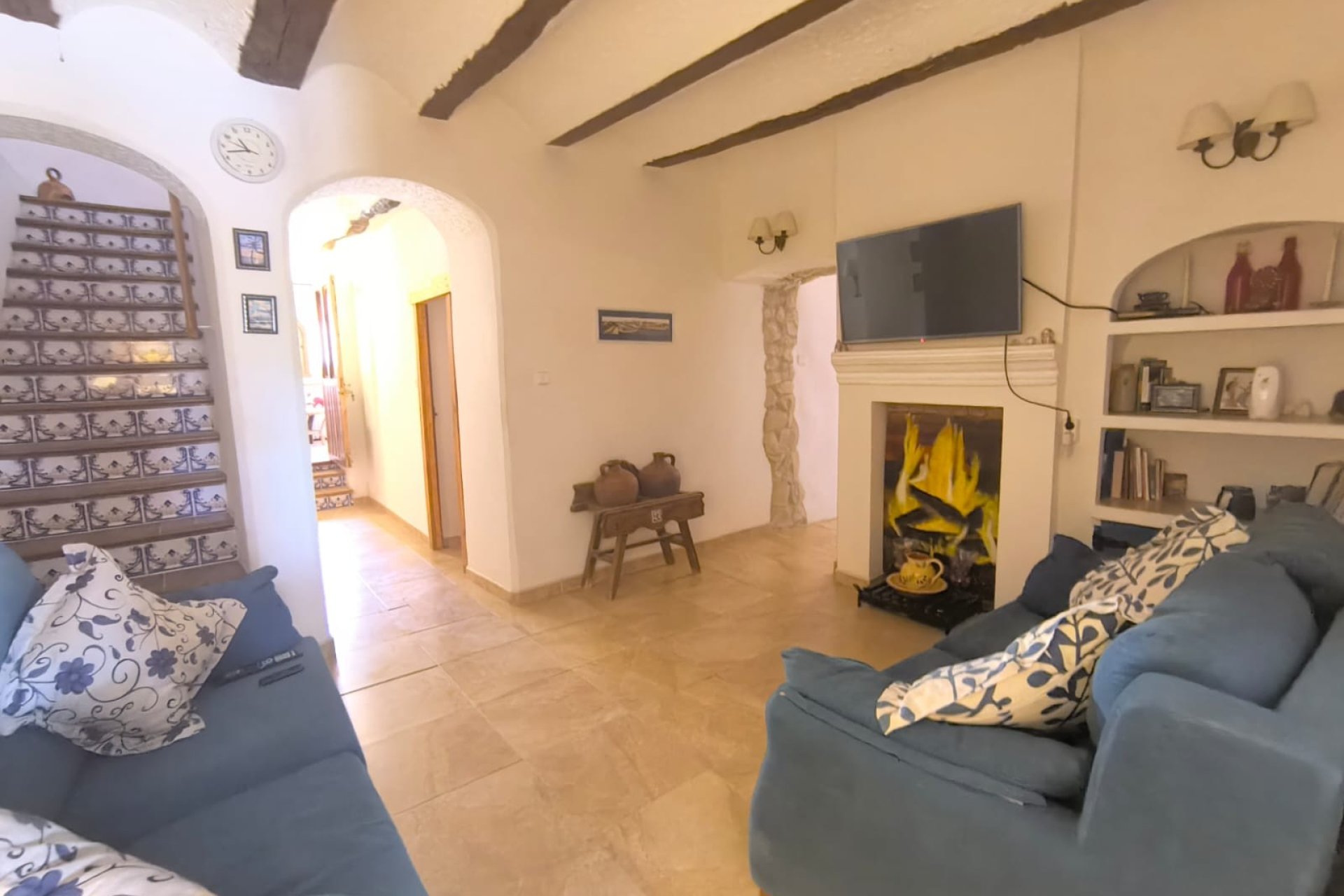 Resale - Villa -
Chinorlet - Inland