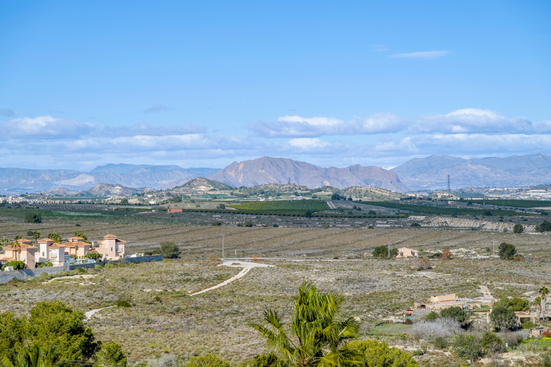 Resale - Villa -
Ciudad De Las Comunicaciones - Costa Blanca
