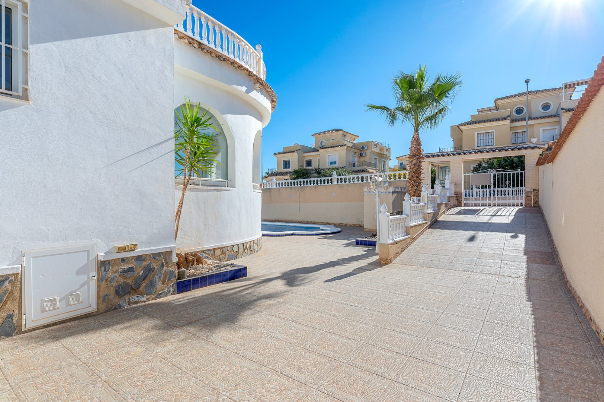 Resale - Villa -
Ciudad Quesada - Costa Blanca