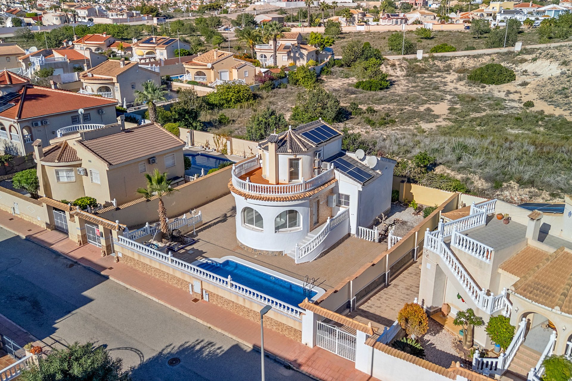 Resale - Villa -
Ciudad Quesada - Costa Blanca