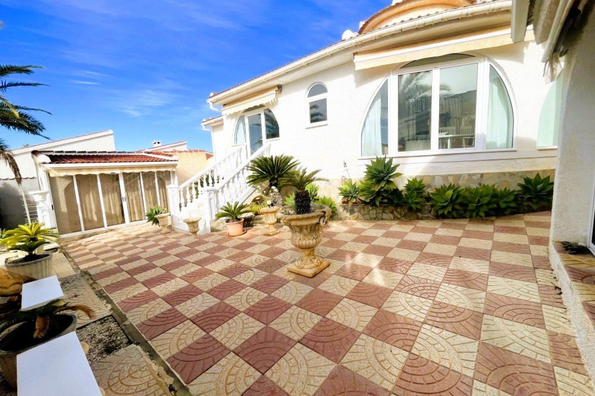 Resale - Villa -
Ciudad Quesada - Costa Blanca