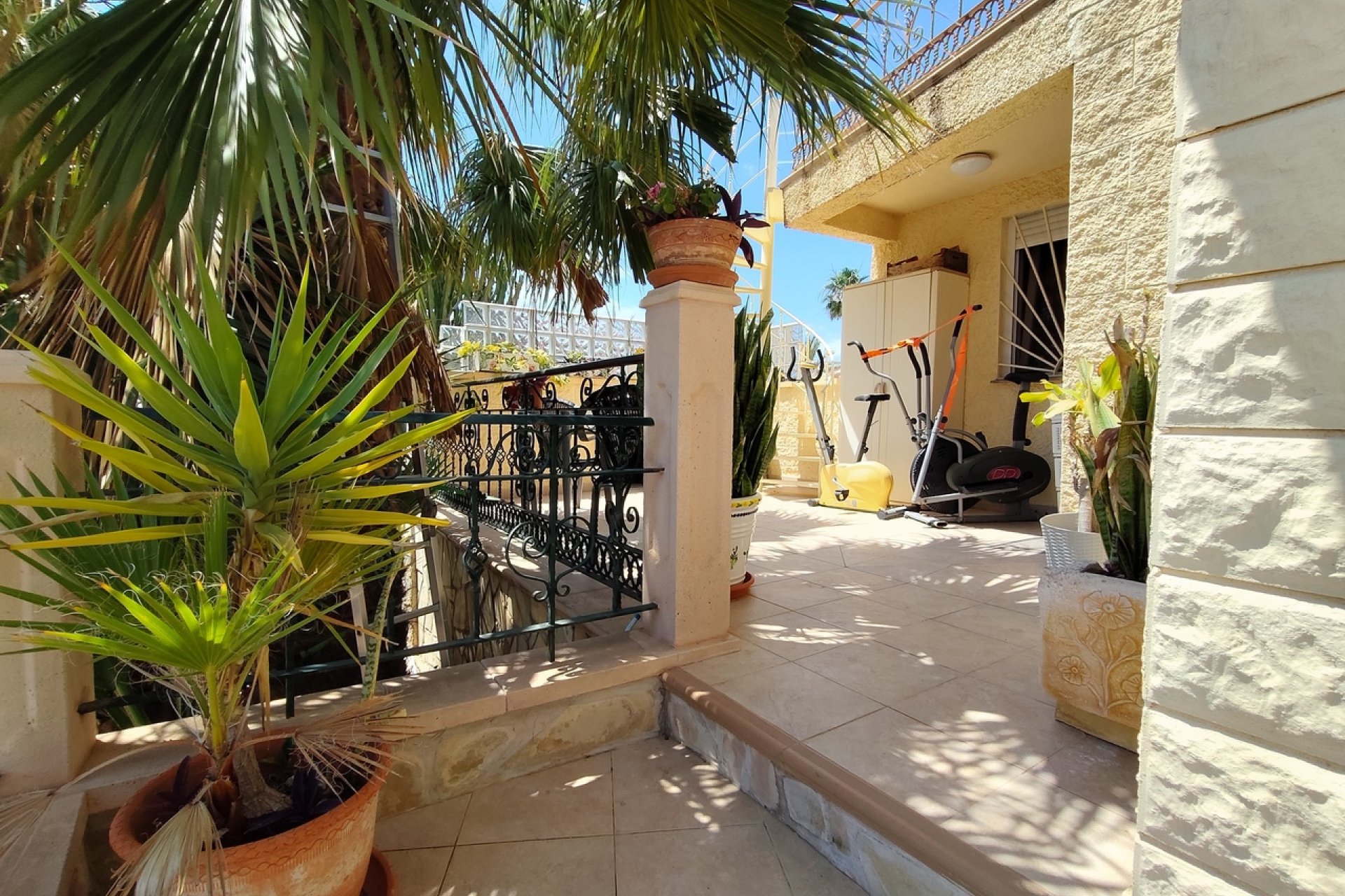 Resale - Villa -
Ciudad Quesada - Costa Blanca
