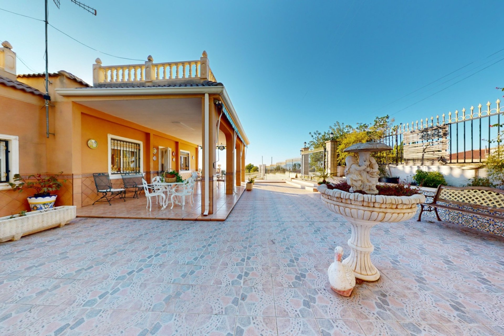 Resale - Villa -
Crevillent - Inland