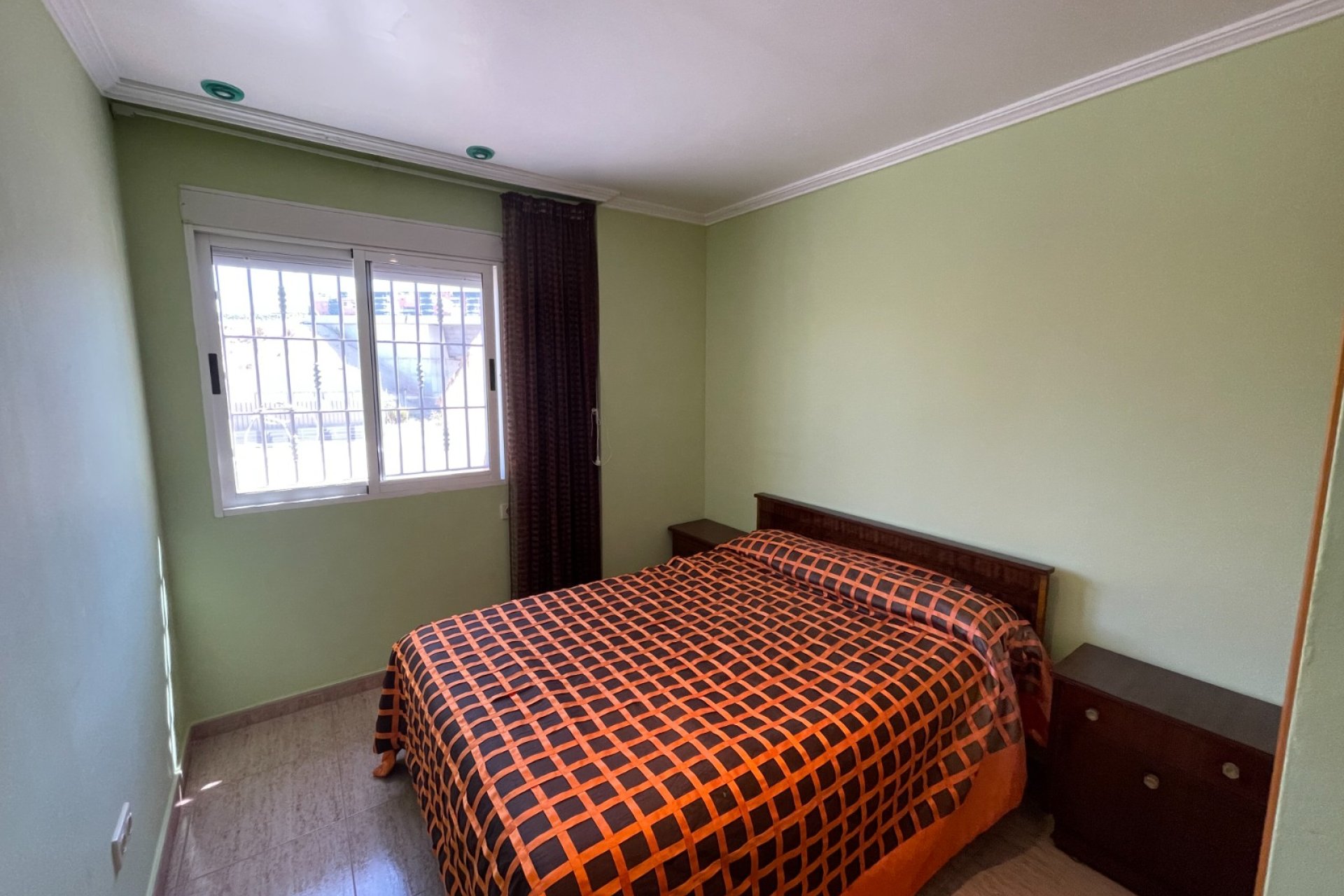 Resale - Villa -
Crevillent - Inland