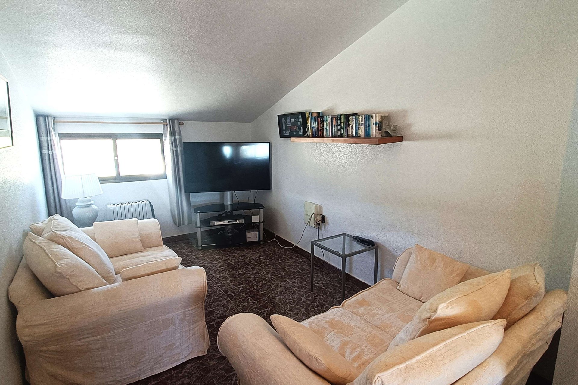 Resale - Villa -
Crevillent - Inland