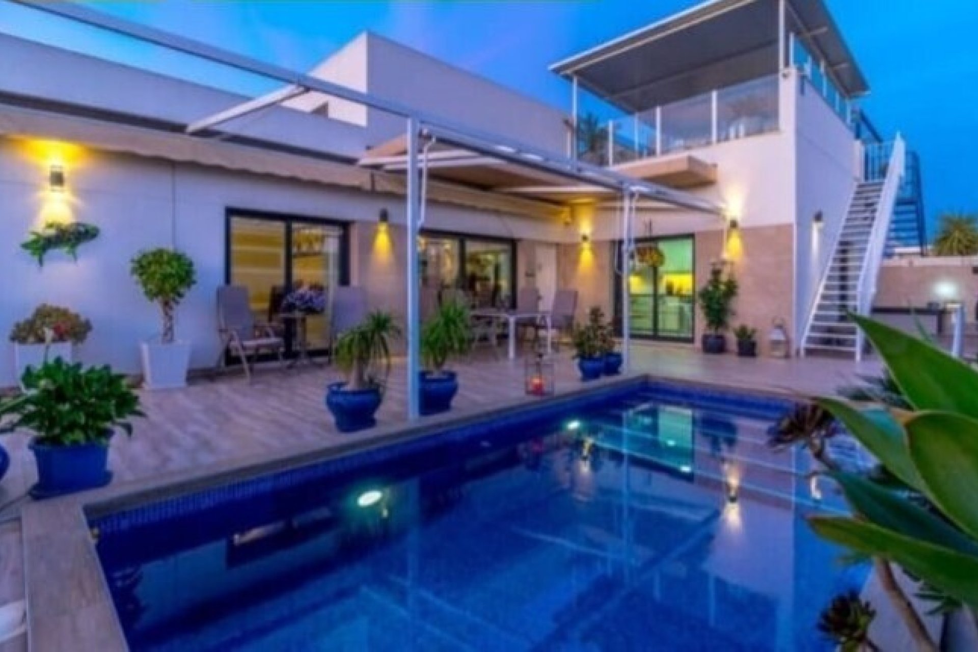 Resale - Villa -
Daya Nueva - Costa Blanca