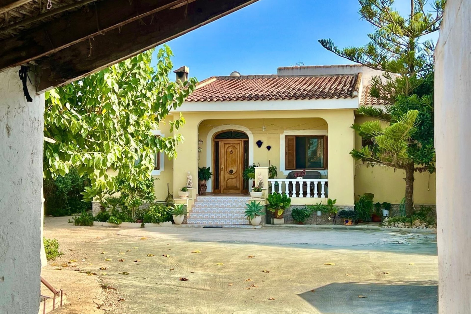 Resale - Villa -
Daya Vieja - Costa Blanca Sur