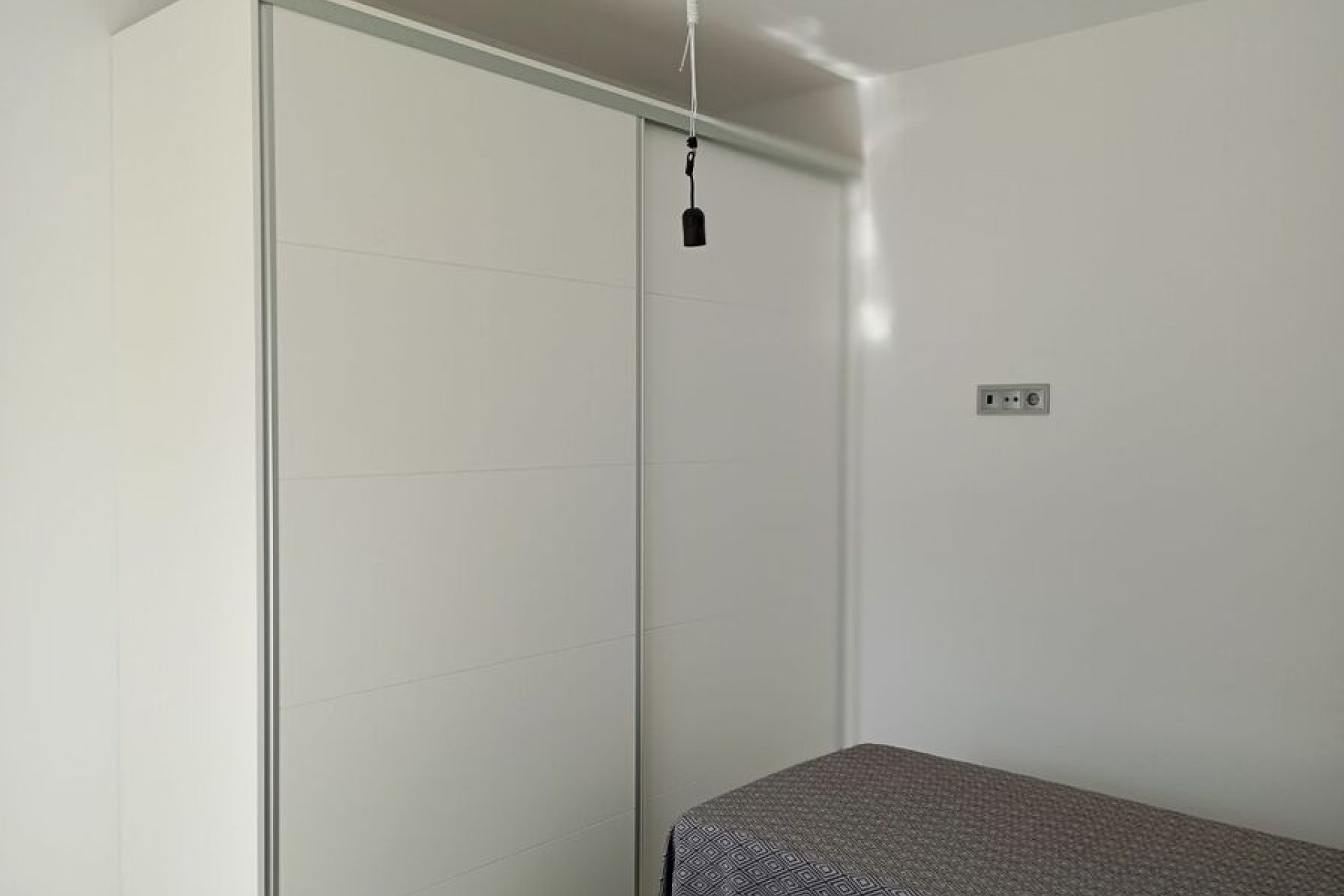 Resale - Villa -
Daya Vieja - Costa Blanca