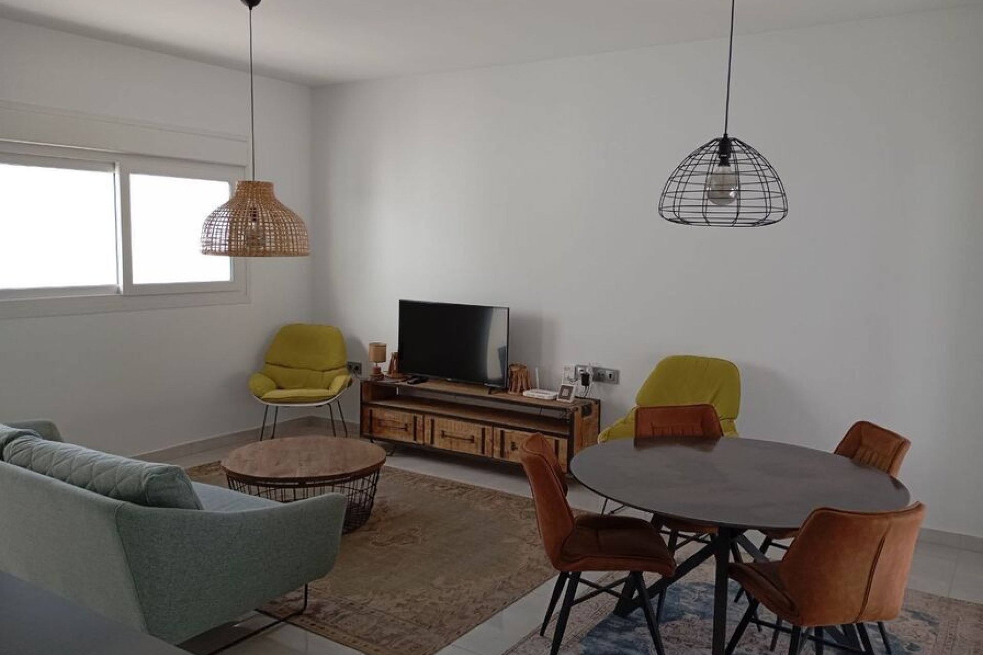 Resale - Villa -
Daya Vieja - Costa Blanca