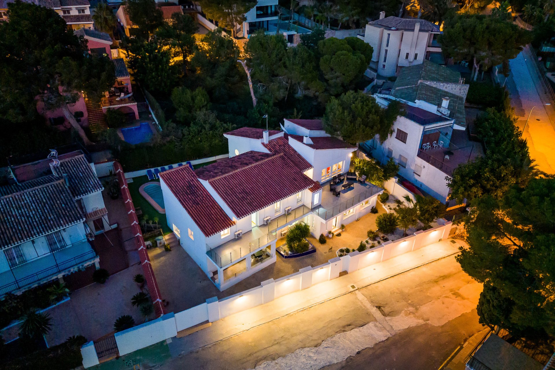 Resale - Villa -
Dehesa de Campoamor - Costa Blanca