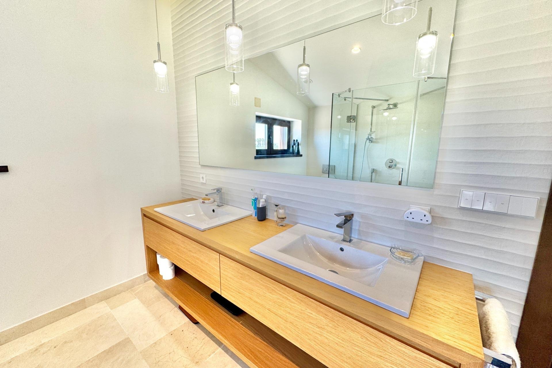 Resale - Villa -
Dolores - Comunidad Valenciana