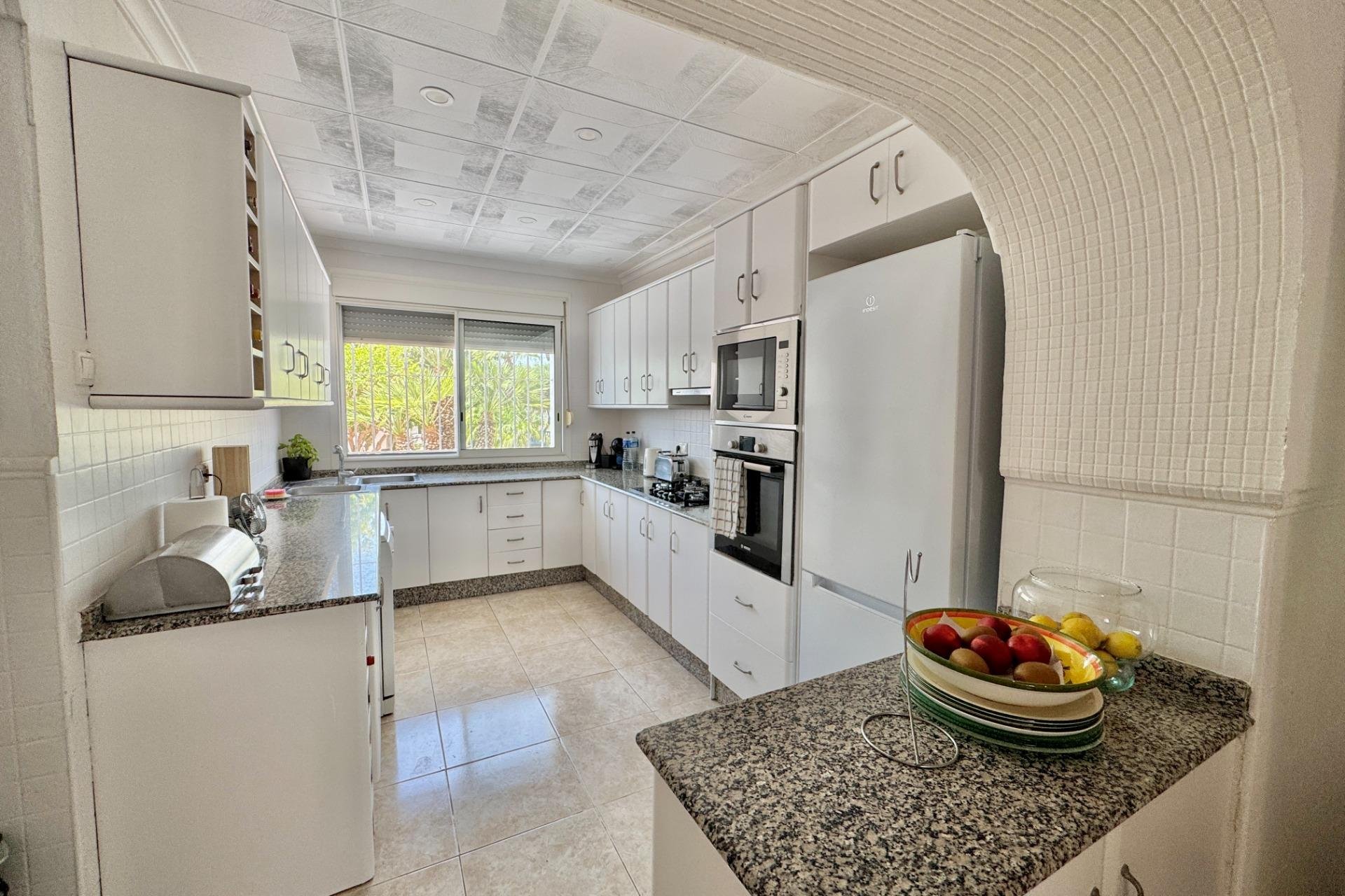 Resale - Villa -
Dolores - Comunidad Valenciana